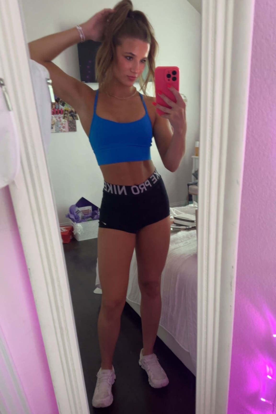 WORKOUT! 💪 #fitnessoutfit #ootd #lululemon #nike #workout #fit 


#LTKstyletip #LTKU #LTKfitness