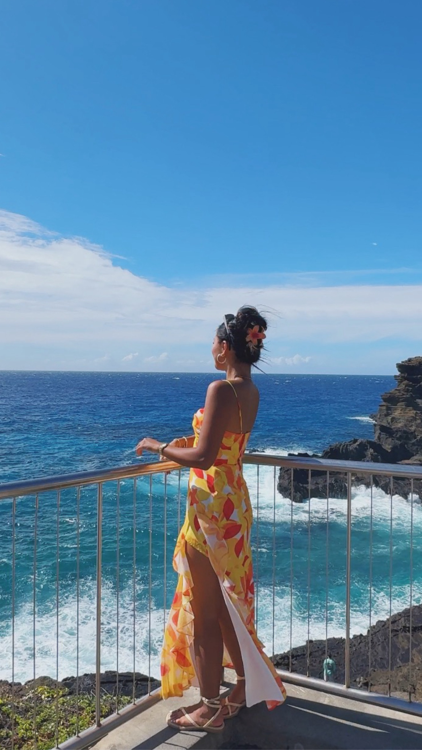 Hawaii fit! 

wedding guest dress
beach outfit 
beach dress 
Hawaii outfitt 
trending 
hawaii fashion 
summer fashion 
vibrant colors 

#LTKSeasonal