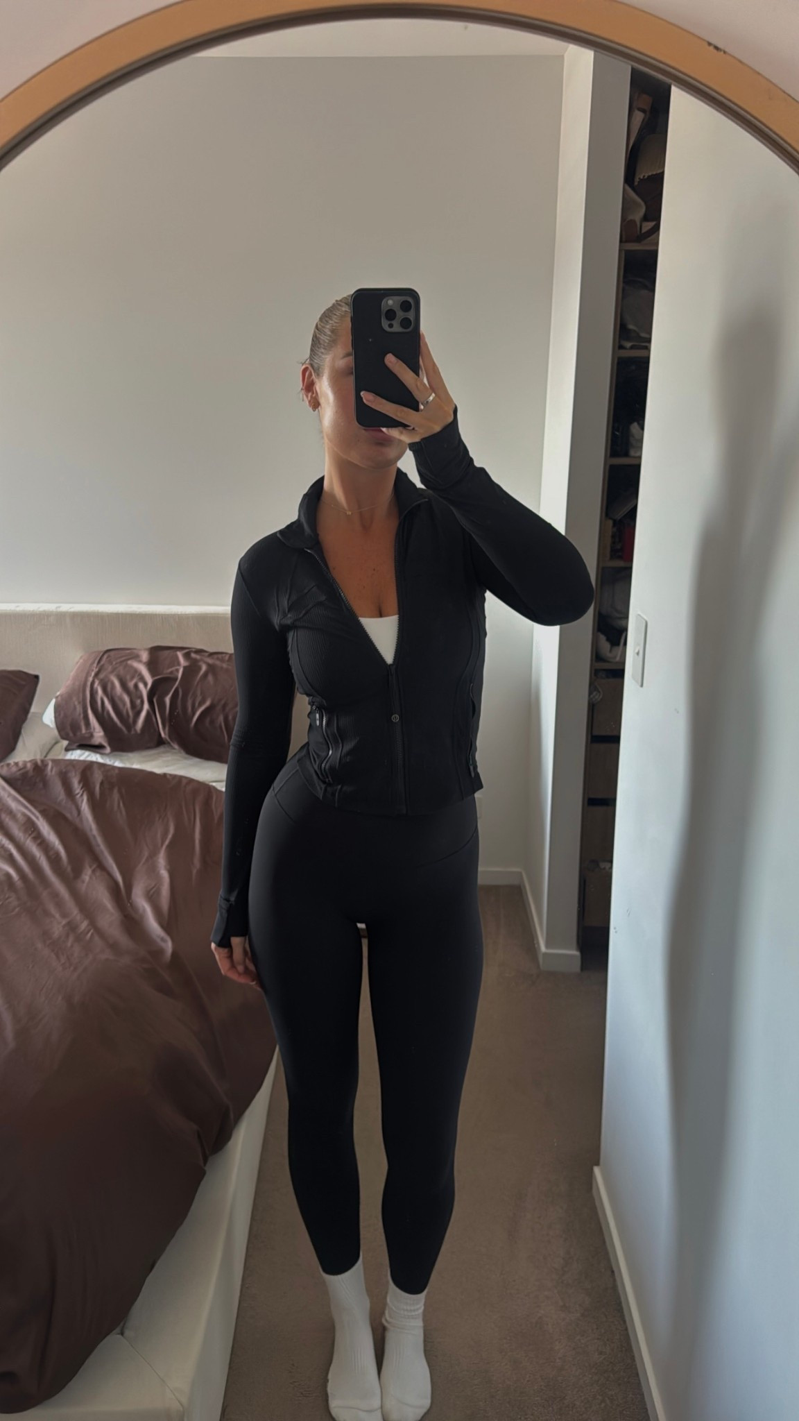 The align tights with no seam are the best thing ever invented, if your after tights that don’t fall down when you walk/exercise these r it!!!!

#LTKworkwear #LTKaustralia #LTKtravel