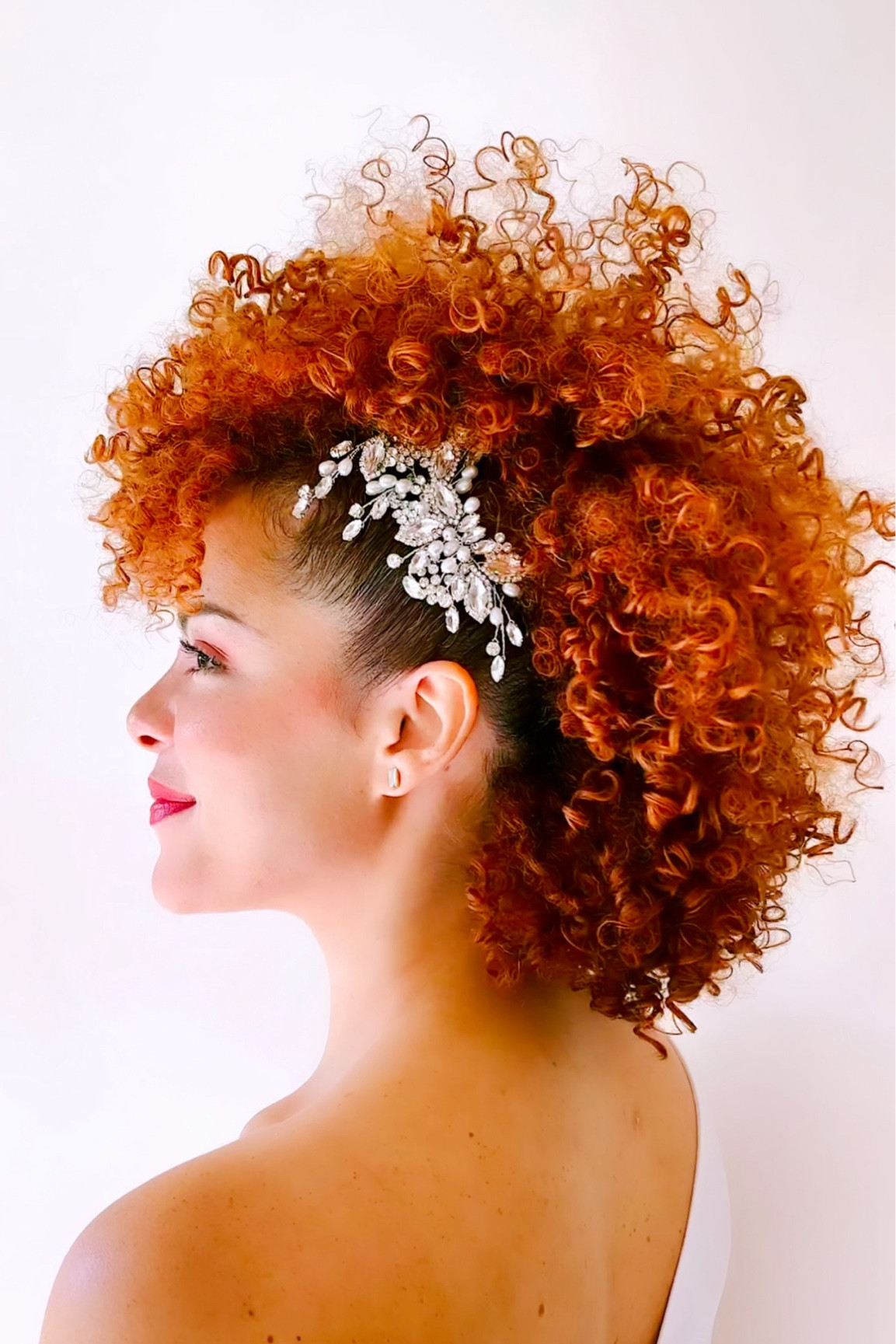 Formal curly hairstyle for curly brides using this wedding hair comb! ✨ 

Wedding hairstyles, curly hairstyles, hair accessories 

#LTKSeasonal #LTKstyletip #LTKwedding