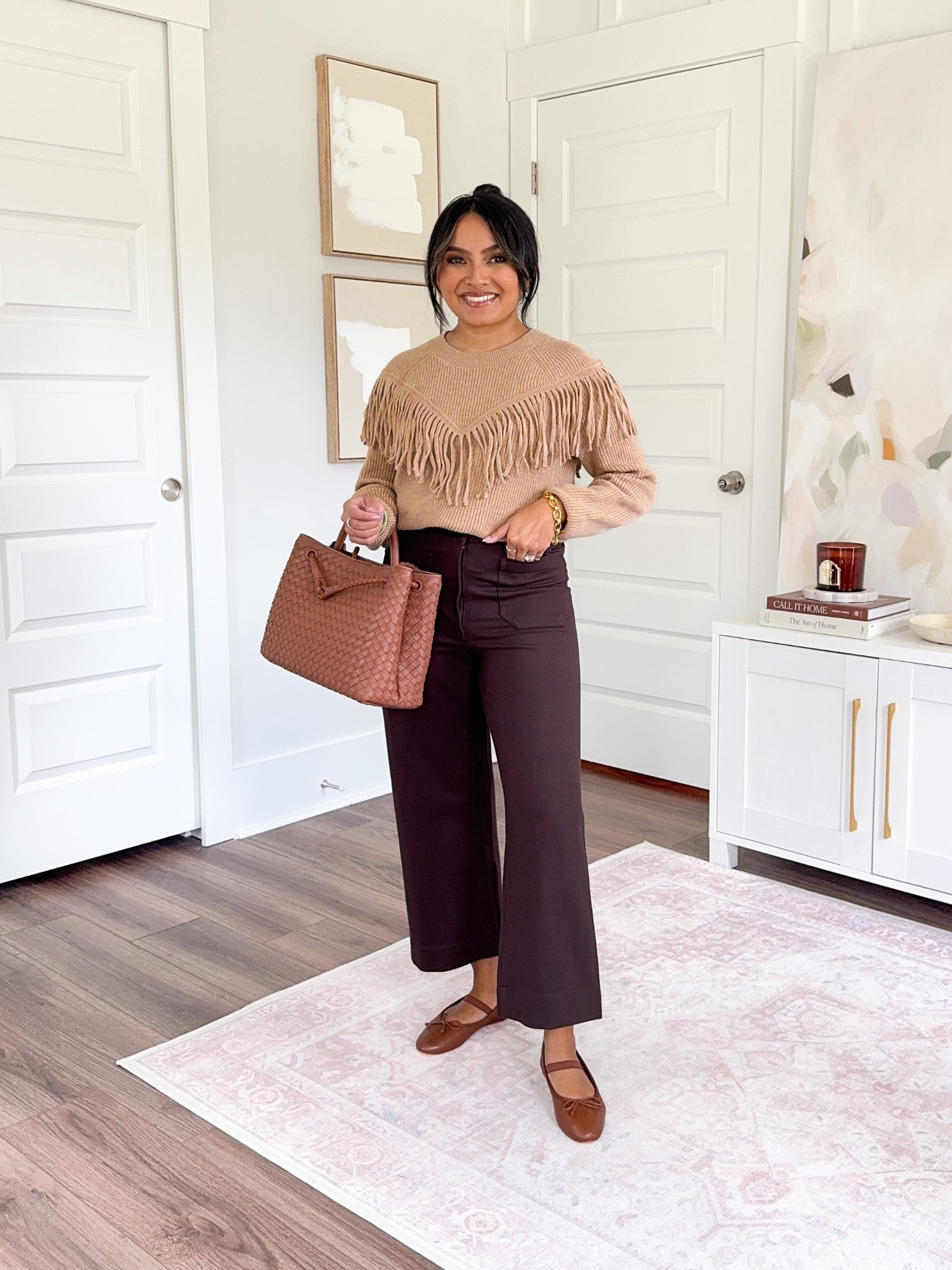 Tan fringe sweater size xs petite TTS - I could have gone with the xxs petite for a more fitted look
Brown pants size 26, 26”inseam TTS
Brown flats size 5 TTS


#LTKPetite #LTKSaleAlert #LTKStyleTip
