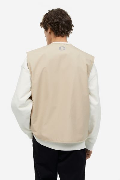 Relaxed Fit Water-repellent Vest | H&M (US + CA)