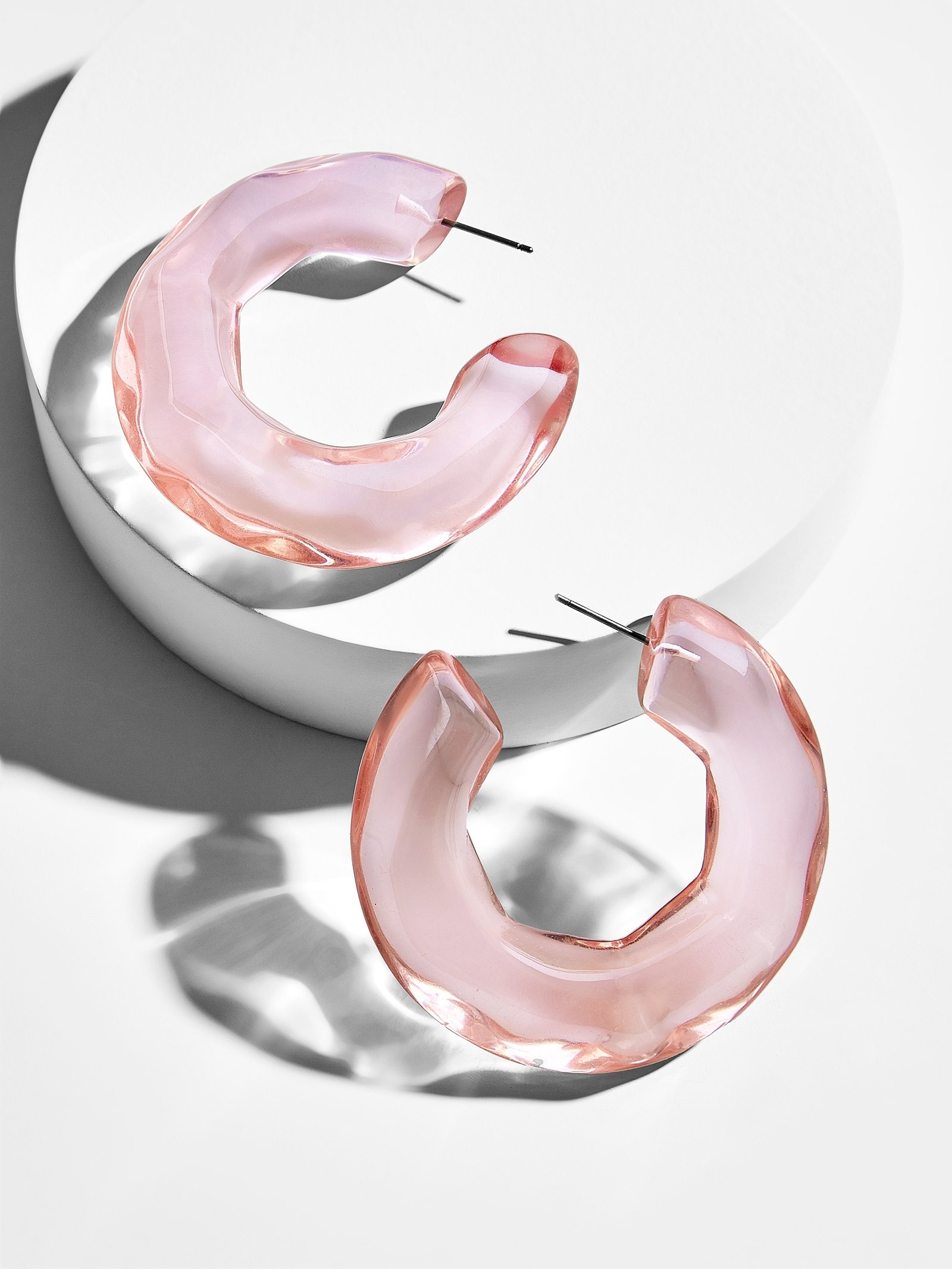 Hallee Lucite Hoop Earrings | BaubleBar (US)