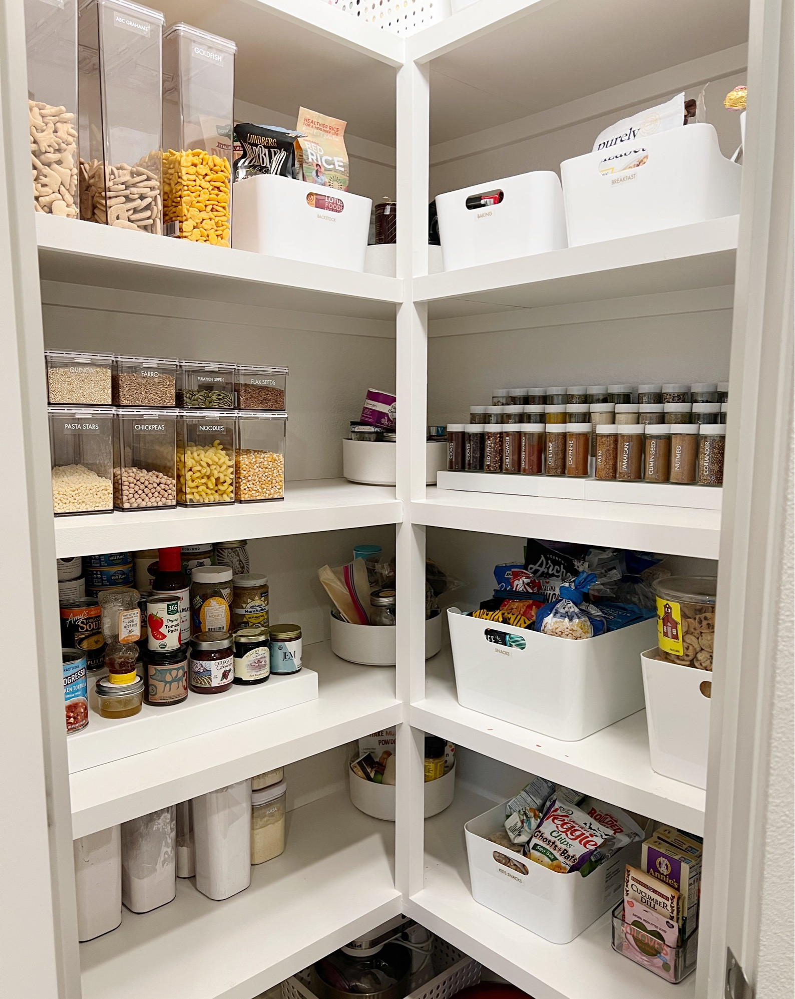 modern pantry spring cleaning ✨

#LTKSeasonal #LTKhome