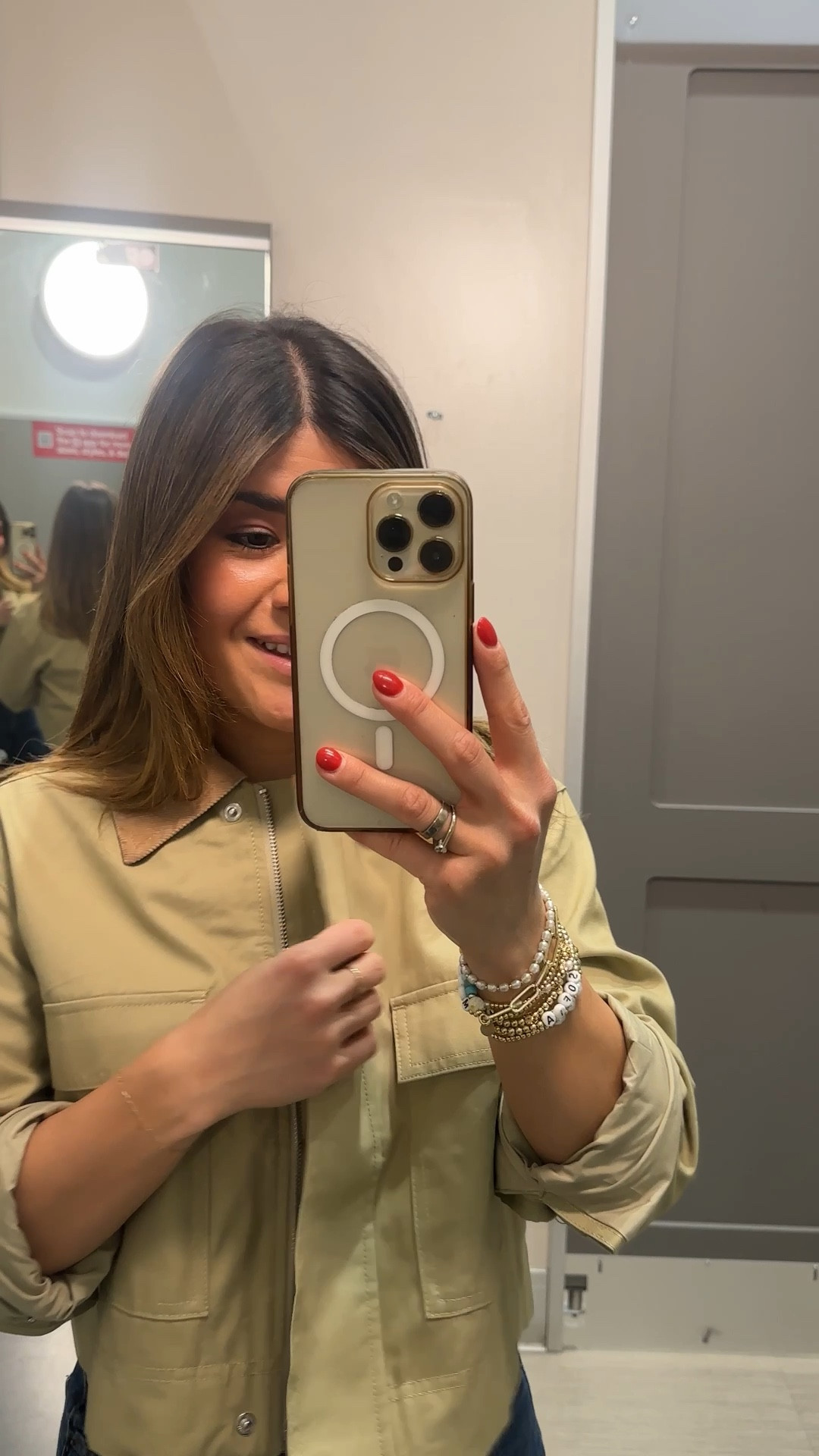 The cutest cropped jacket for $45! Girls these jacket is so good and can’t recommend it enough! Take 30% off right now!!!
Jacket size small
Jeans size 25/31
Top size xs

#LTKSeasonal #LTKSaleAlert #LTKootd