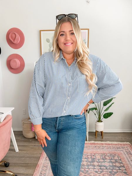 Everything at Old Navy is 40% off!!
Love this lightweight pink button up that you can dress up or down. Wearing an XL

#LTKfindsunder50 #LTKsalealert #LTKmidsize