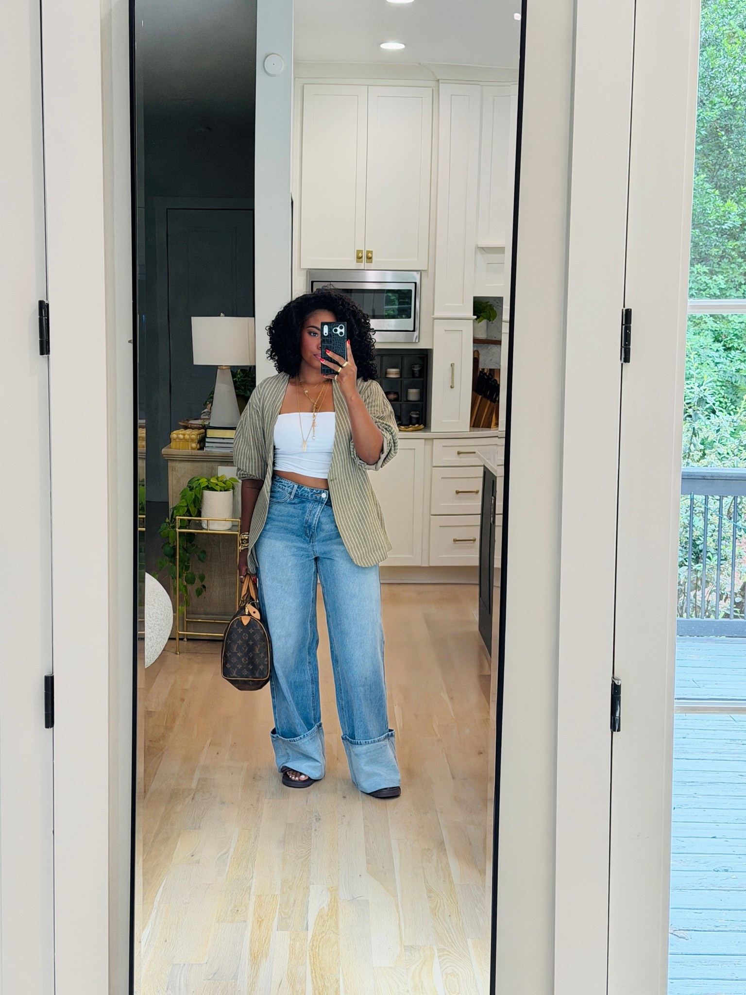 Coffee get up with the girls 

Tank: L
Blazer: 8
Jeans: 10 (way way too big)