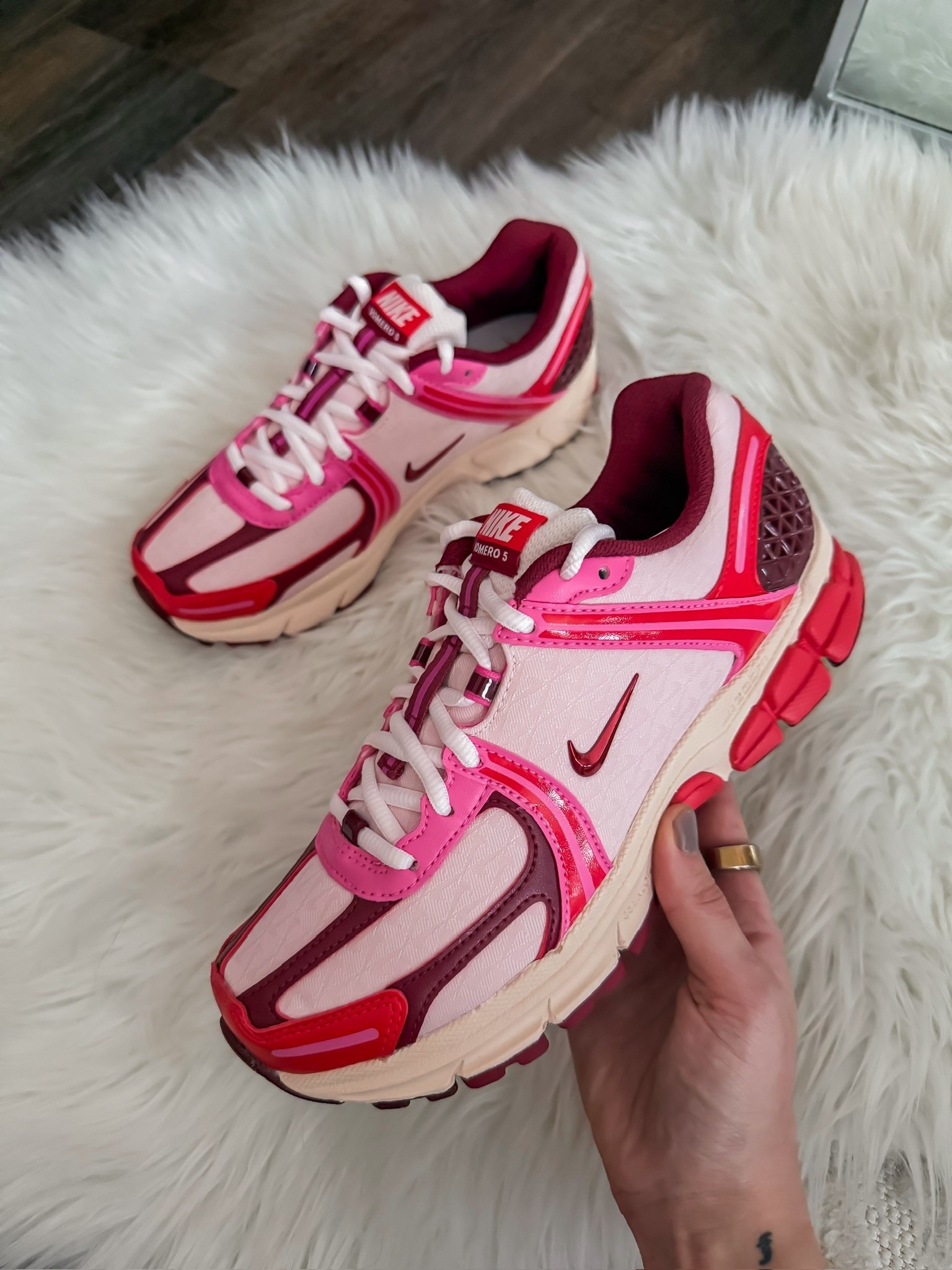 I had been wanting athletic sneakers with a pop of red, so I gasped when I found these Nikes with red AND pink...so cute, but also fabulously Valentine's Day coded. ❤️ (And on sale now! Treat yo'self!)

10/10 for comfort, coming from a very pregnant lady who's currently wearing orthopedic slippers. 😉

#LTKSeasonal #LTKSaleAlert #LTKBump