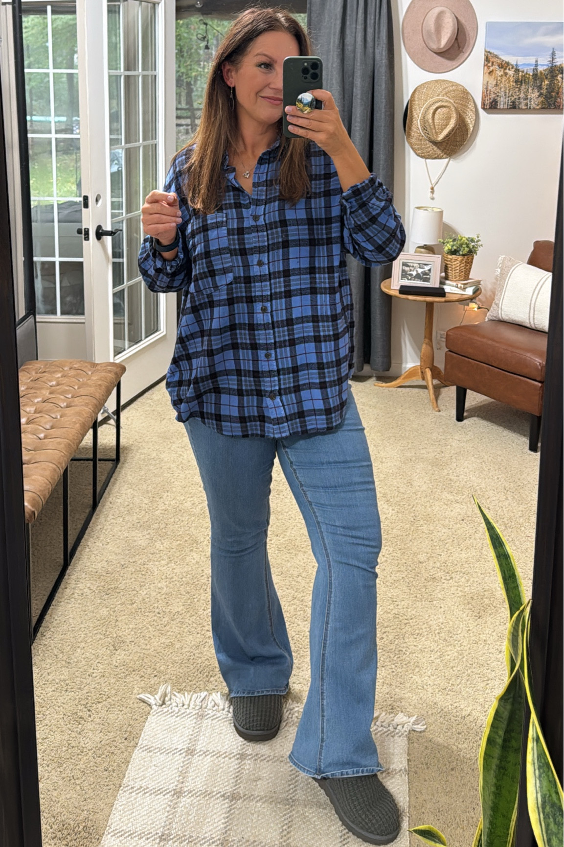 Rainy day comfy cozy outfit. These flannels are the best ~ have it in every color! Bonus: they have pockets!! 

#LTKMidsize #LTKSeasonal #LTKOver40