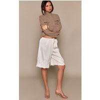 Satin Lace Detail Long Shorts, butter cream | PrettyLittleThing UK