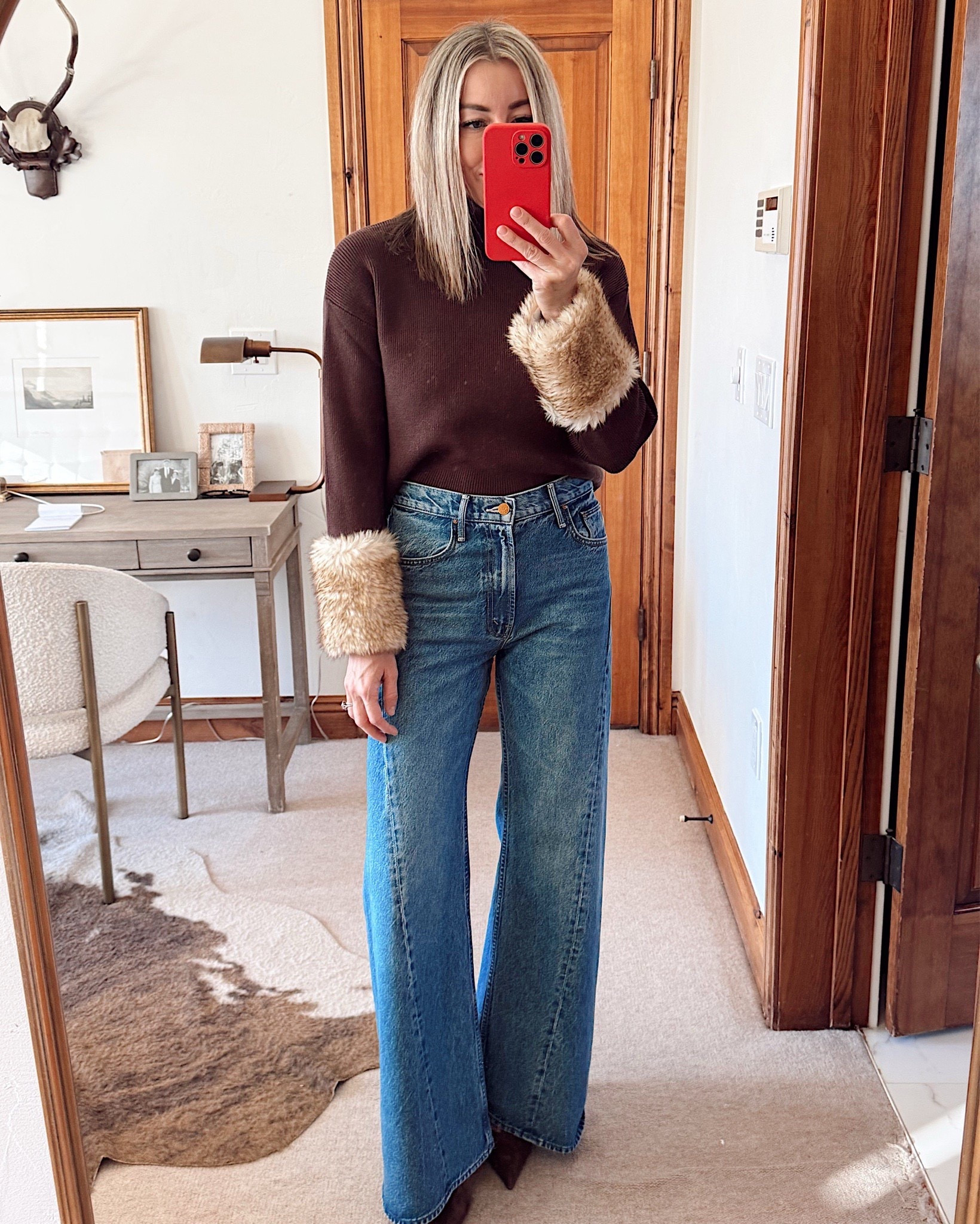 Sweater now 60% off and on sale for $39!!

#LTKSeasonal #LTKOver40 #LTKgrwm