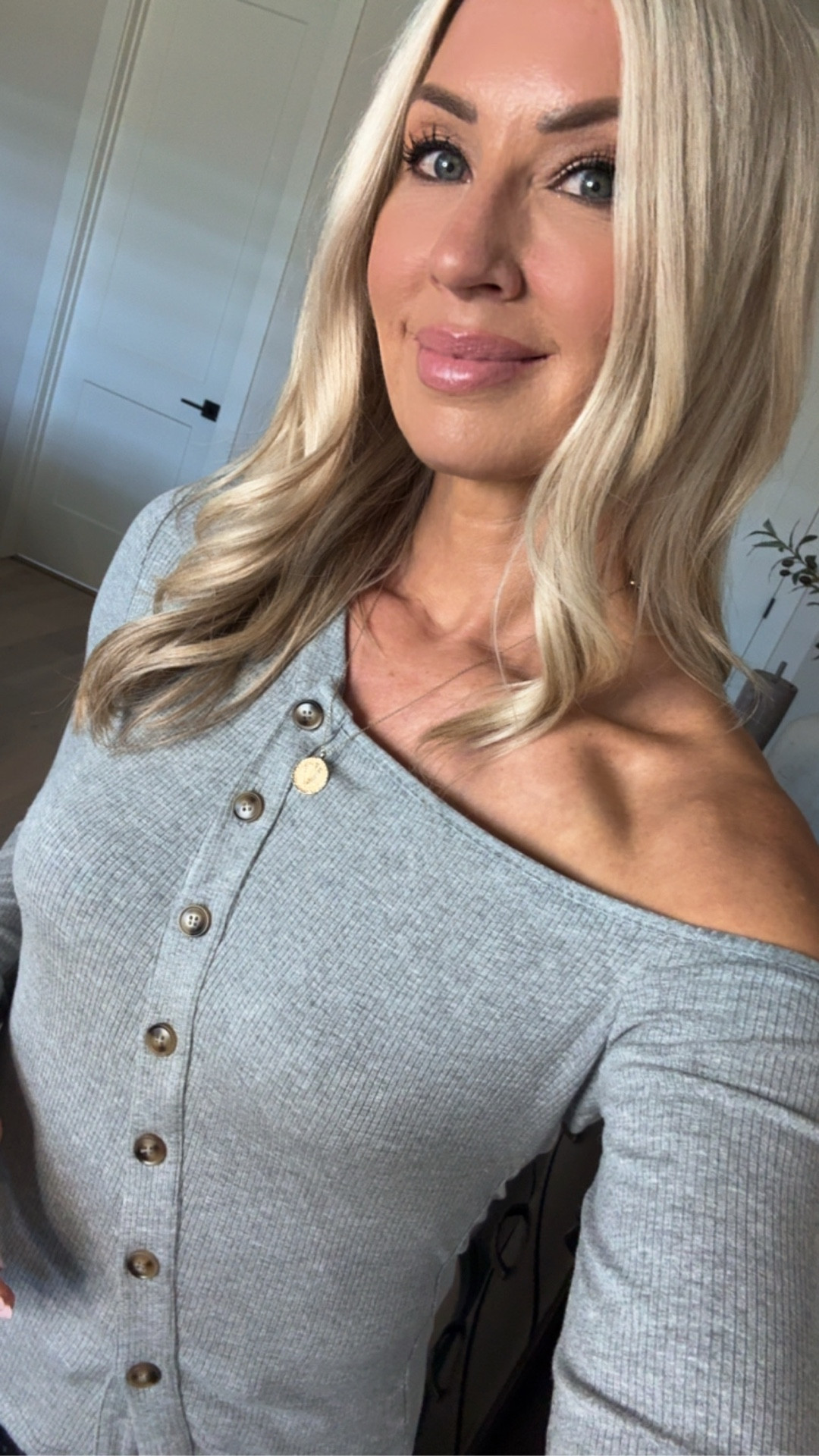 Off the shoulder Cupshe top 
Super cute 
Barrel jeans from Gap 
Wedge sandals 
Date night look 

#LTKStyleTip #LTKFindsUnder50 #LTKFindsUnder100