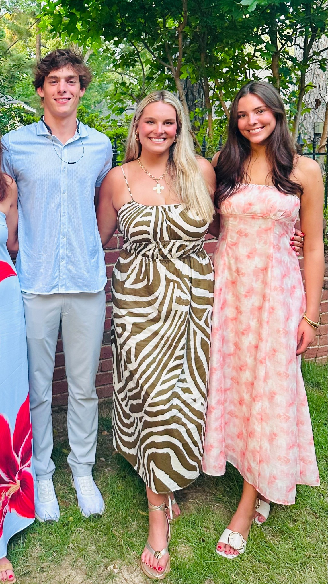 Outfit for a backyard wedding the other night 💚💚

#LTKWedding #LTKShoeCrush #LTKParties