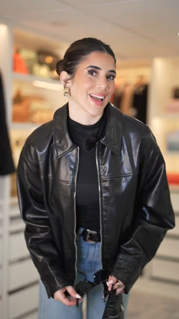 Obsessed with this cool ootd
Zara jacket size M
Levi ribcage size 26 

#LTKStyleTip #LTKFindsUnder100