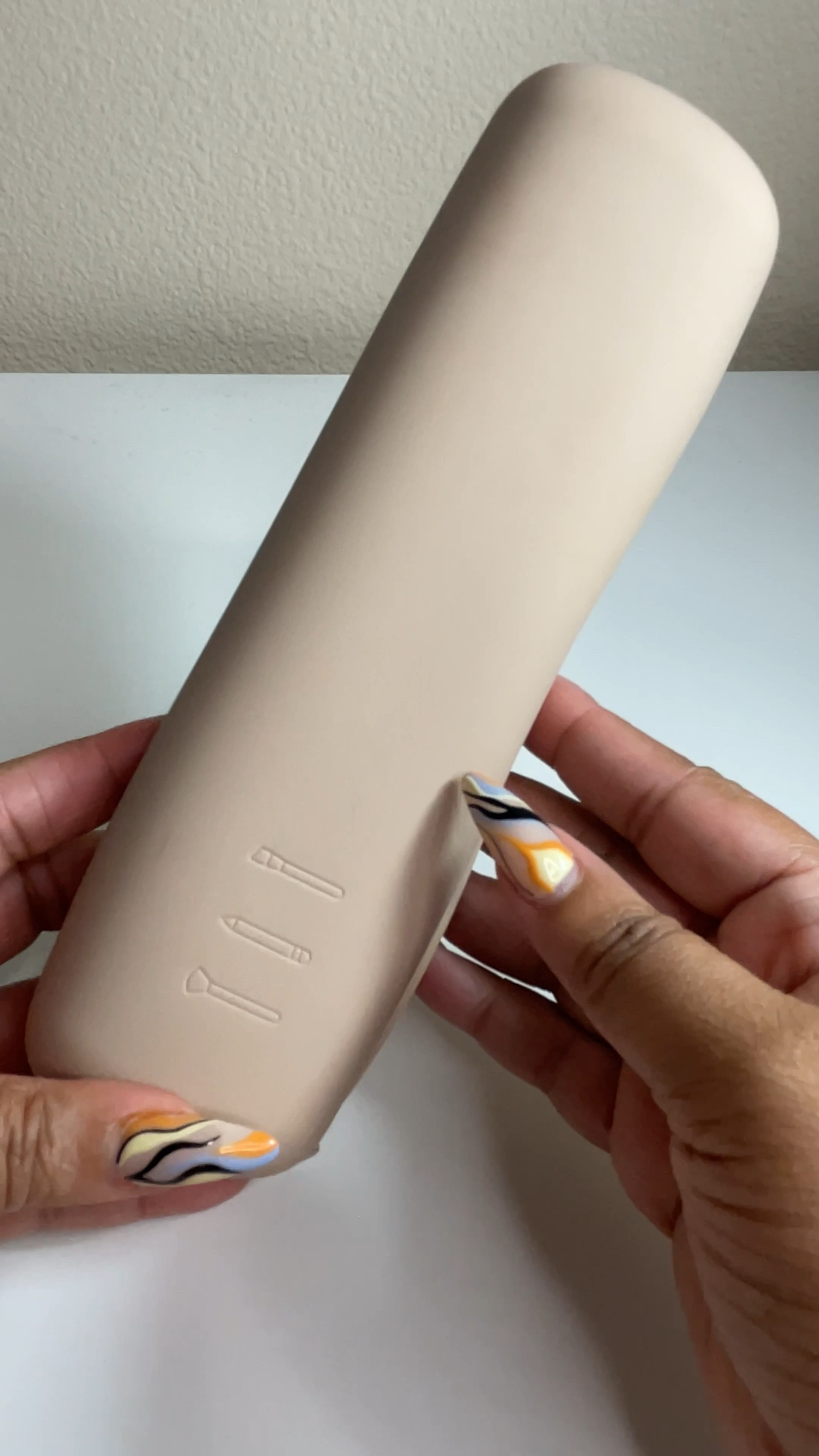 This silicone case for makeup brushes is great for traveling  

#LTKBeauty #LTKFindsUnder50 #LTKVideo