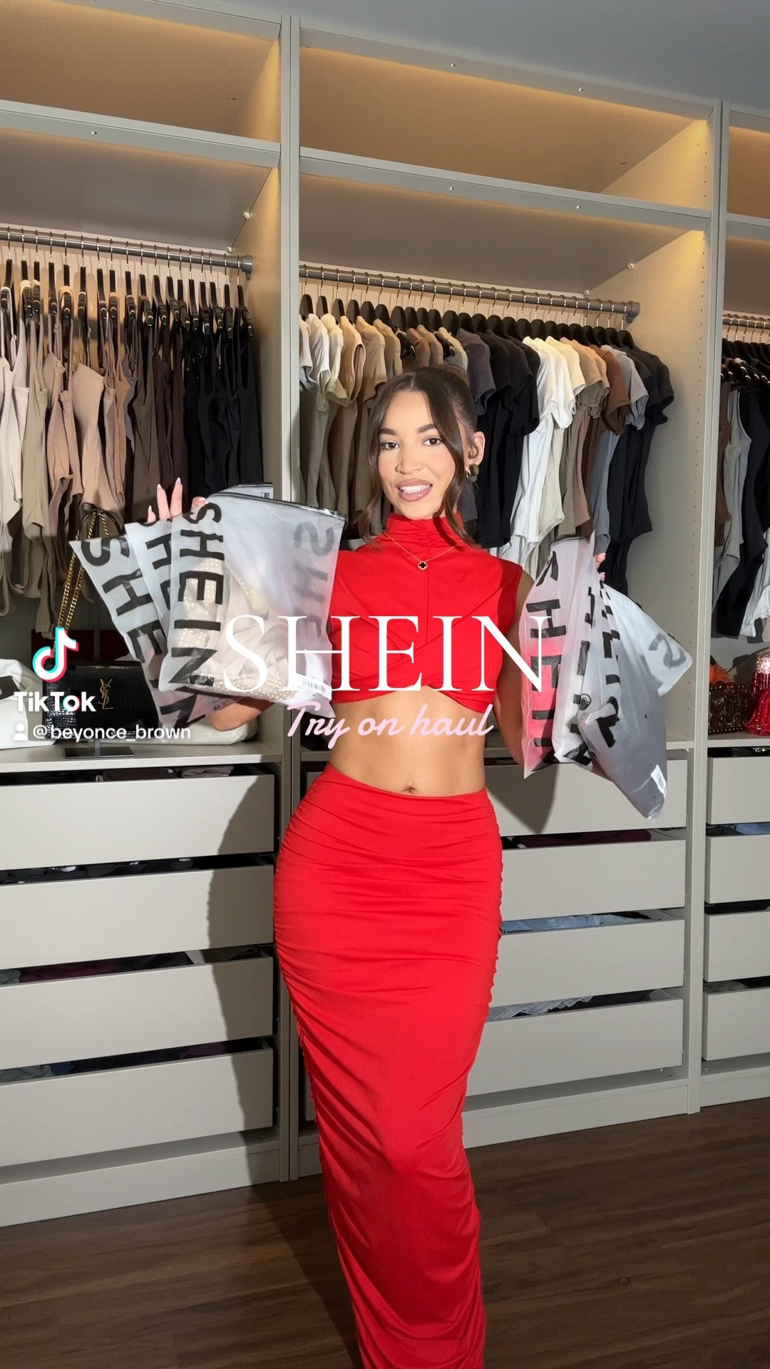 Shein Valentine’s Day try on haul❤️‍🔥🥰🫶🏽 DC: Beyonce24jan to save 15% off your order 🫶🏽

Sizes:
Dresses: XS


#shein #sheinforall #sheinhaul #Valentinesday #sheintryonhaul #outfitinspo 