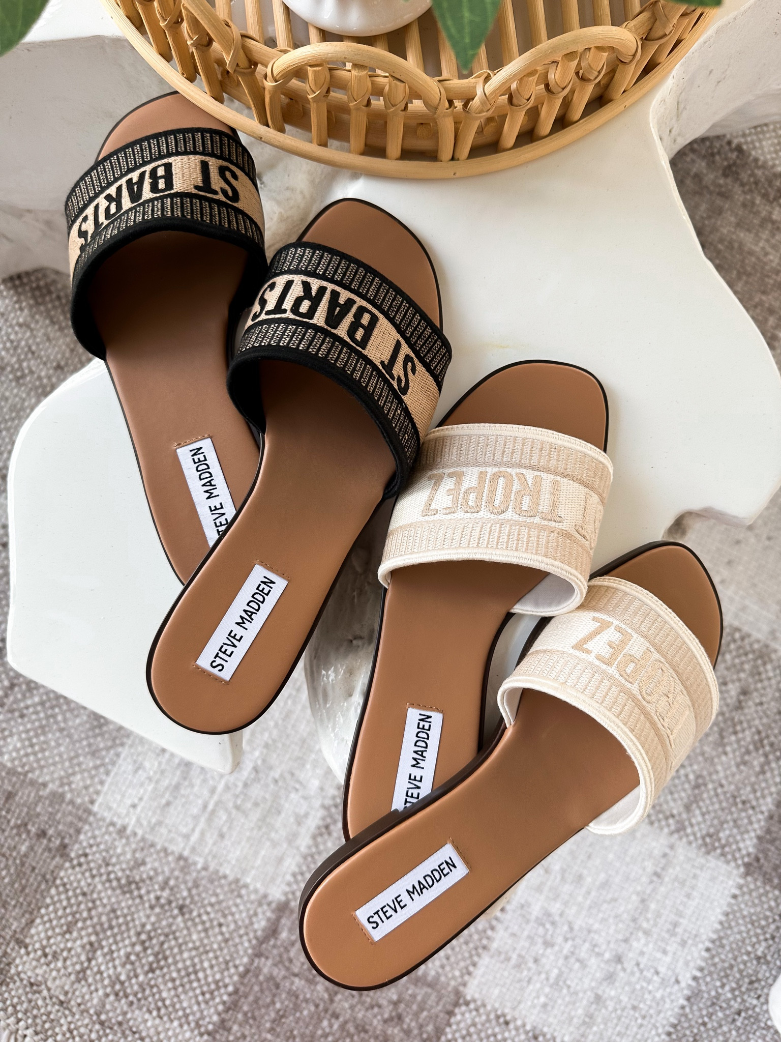 Steve madden discount slide on sandals