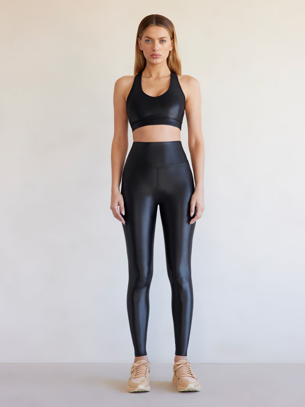 High Rise Full-Length Legging in Takara Shine - Black | Carbon38