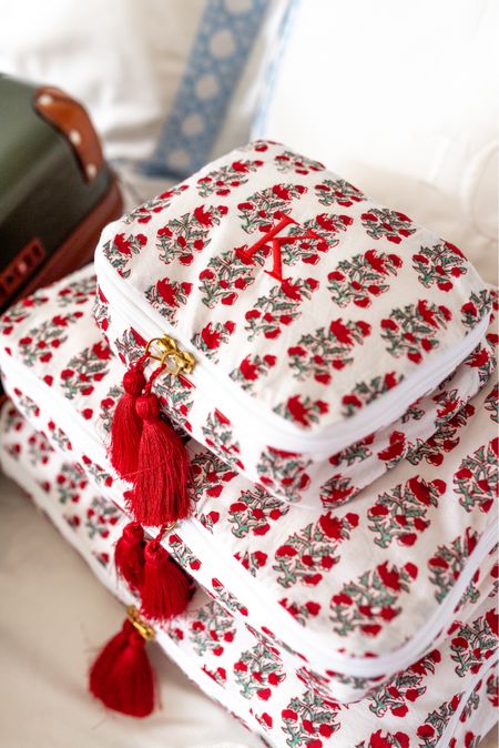 🎁 Step up your travel packing game with these darling and super helpful packing cubes! Set of 5 makes a great gift or stocking stuffer for the travel lover! Add a monogram for an extra personal touch.

#LTKtravel #LTKGiftGuide #LTKHoliday