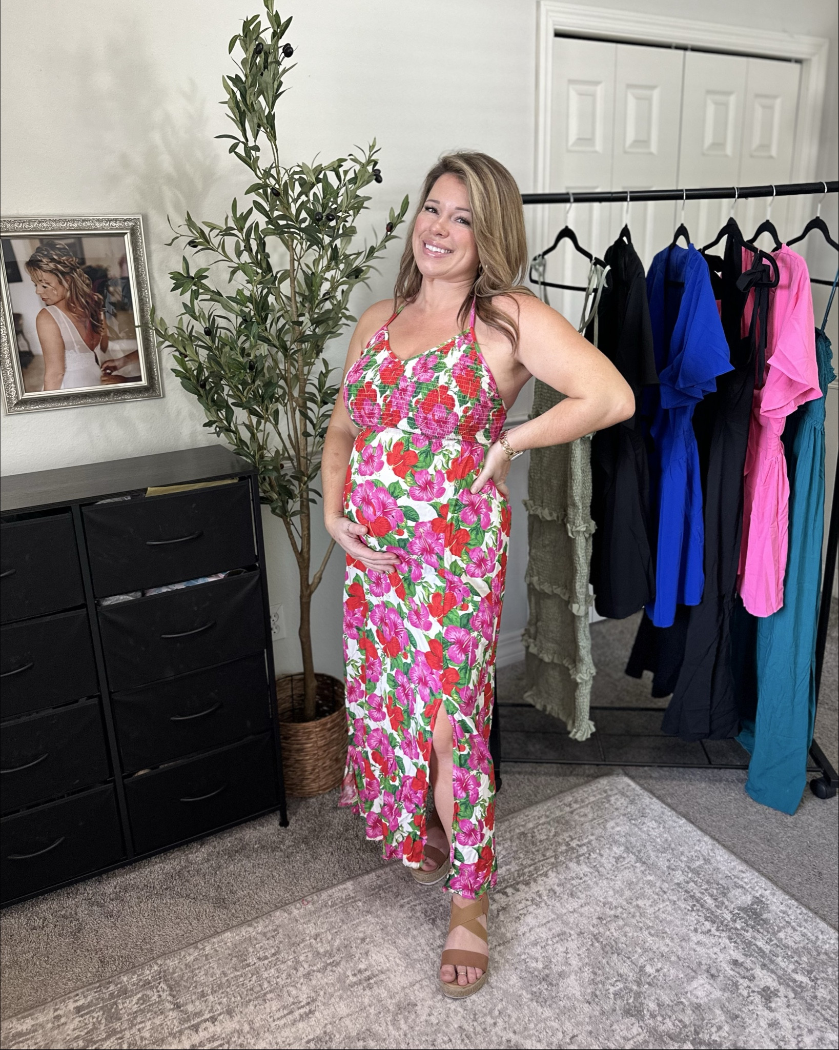 Although this is a cute print, I think it would fit way better on a non pregnant lady. 


#LTKMidsize #LTKStyleTip #LTKBump