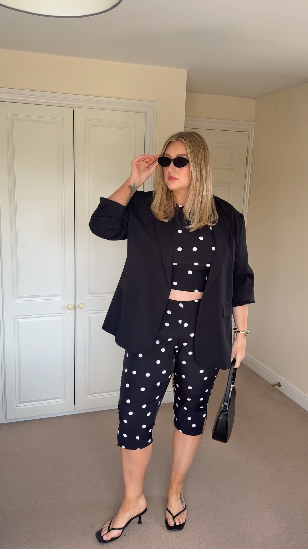 Pretty little thing polka dot outfit 🖤