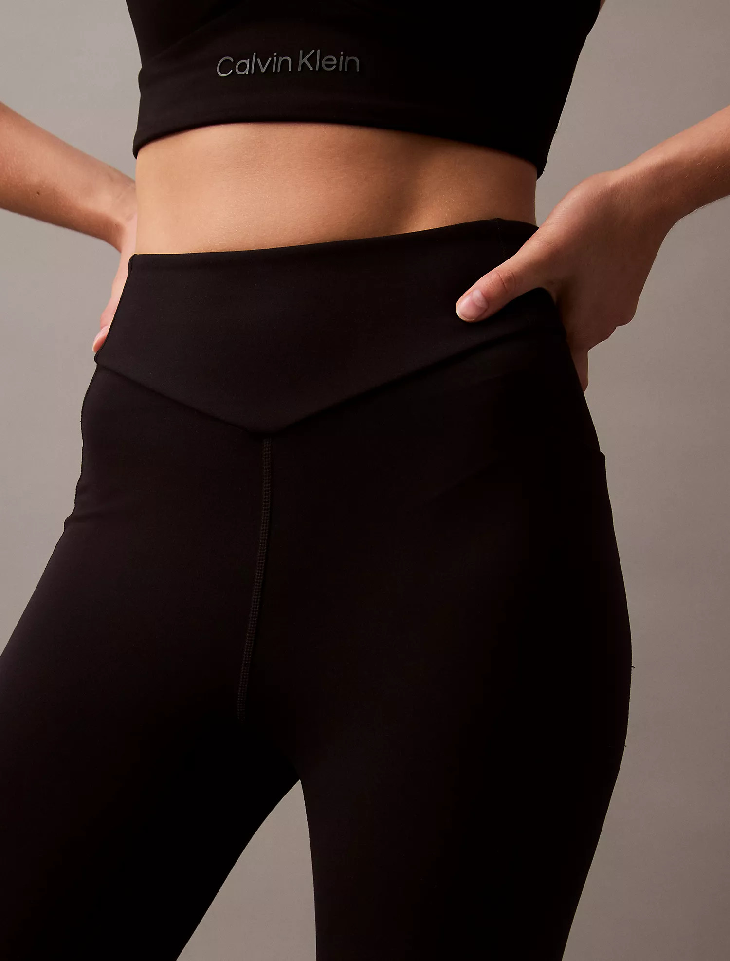 Soft Stretch Sport 7/8 Leggings | Calvin Klein | Calvin Klein (US)