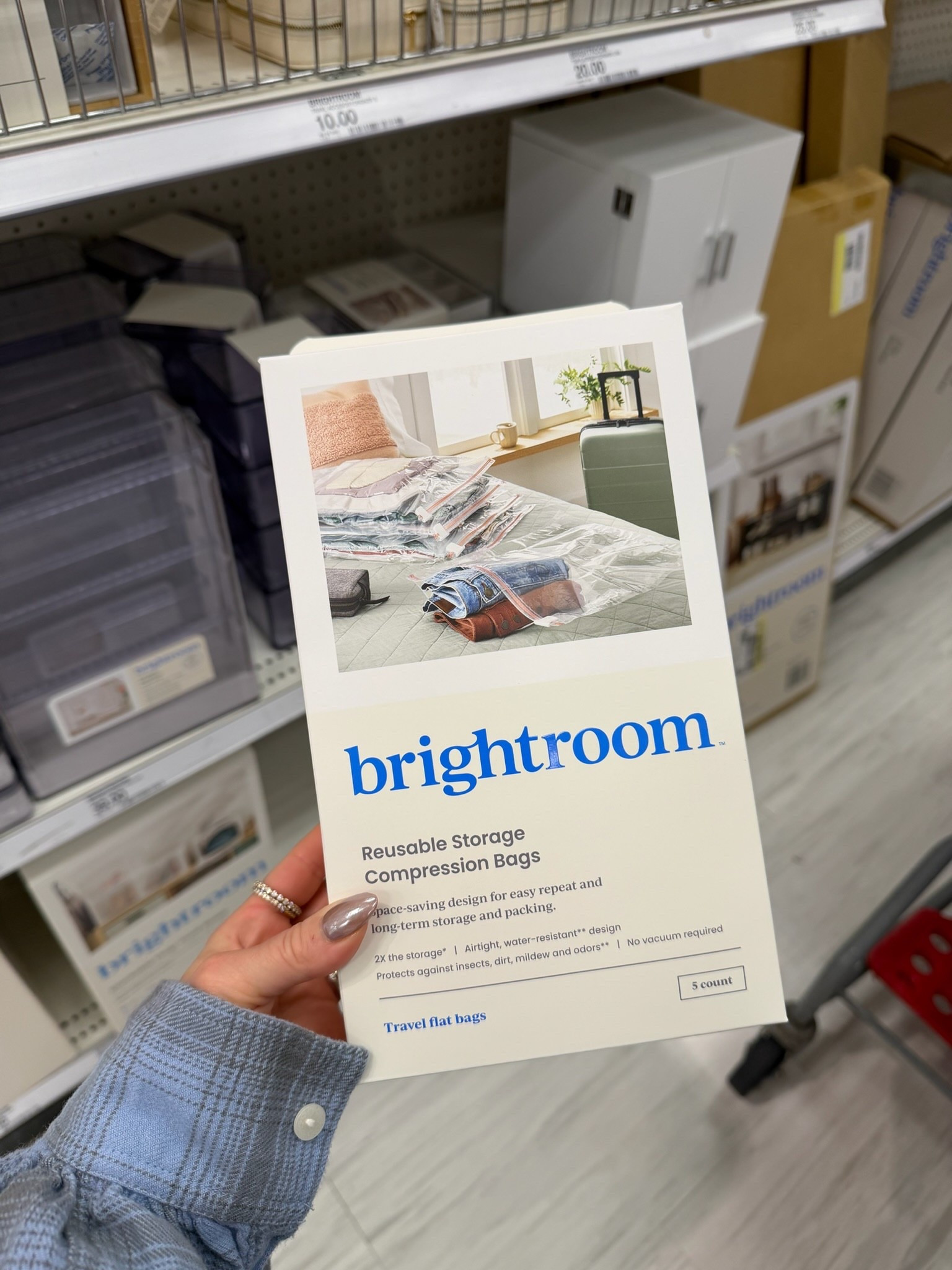 For the girls who can’t get their suitcase to zip! These are for you 🤌🏼 reusable compression bags 

#LTKdayinmylife #LTKTravel #LTKgrwm