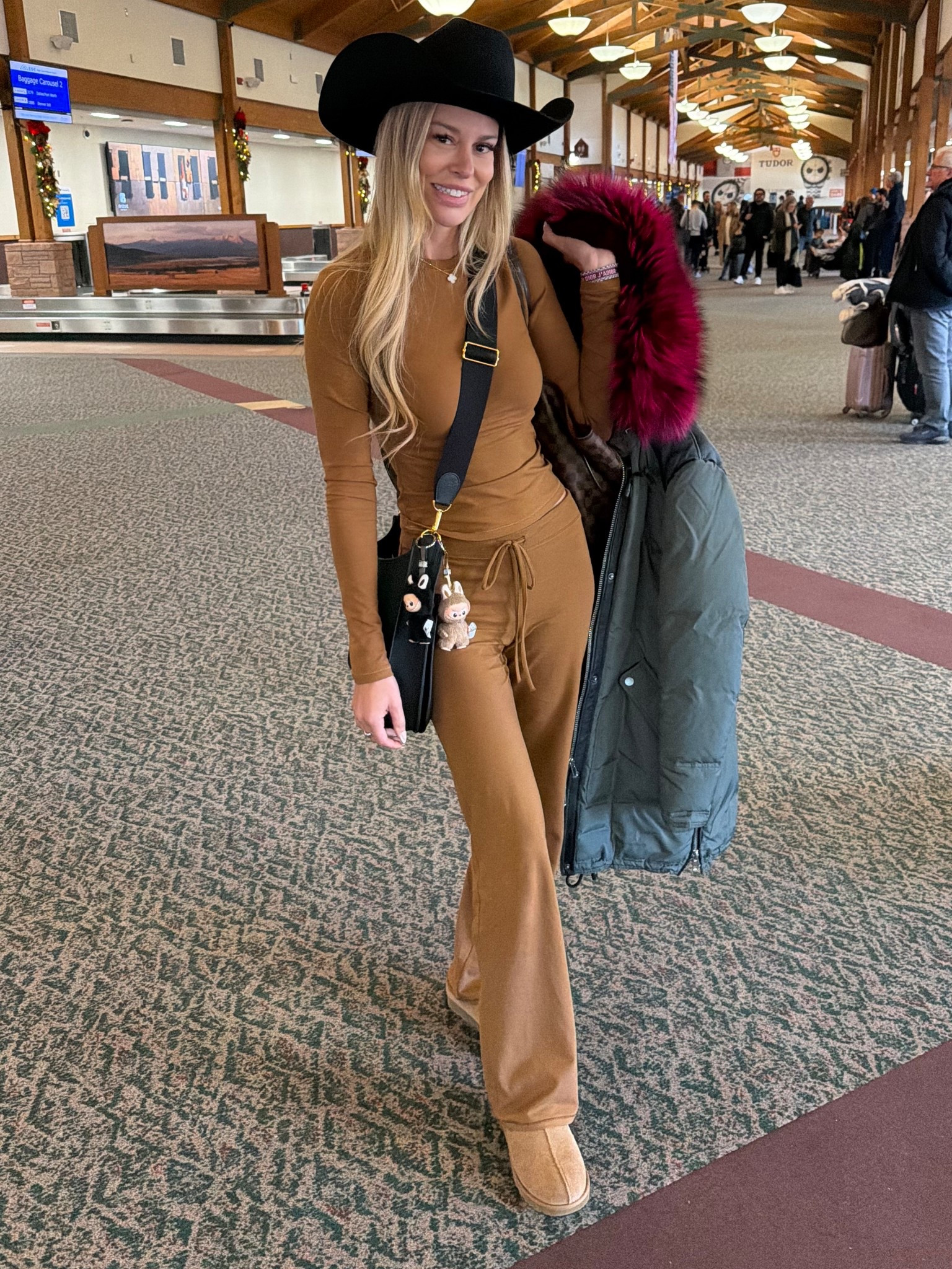 Skims + Uggs = great travel fit 
Coat is Nicole Benisti several seasons ago 

#LTKgrwm #LTKootd #LTKTravel