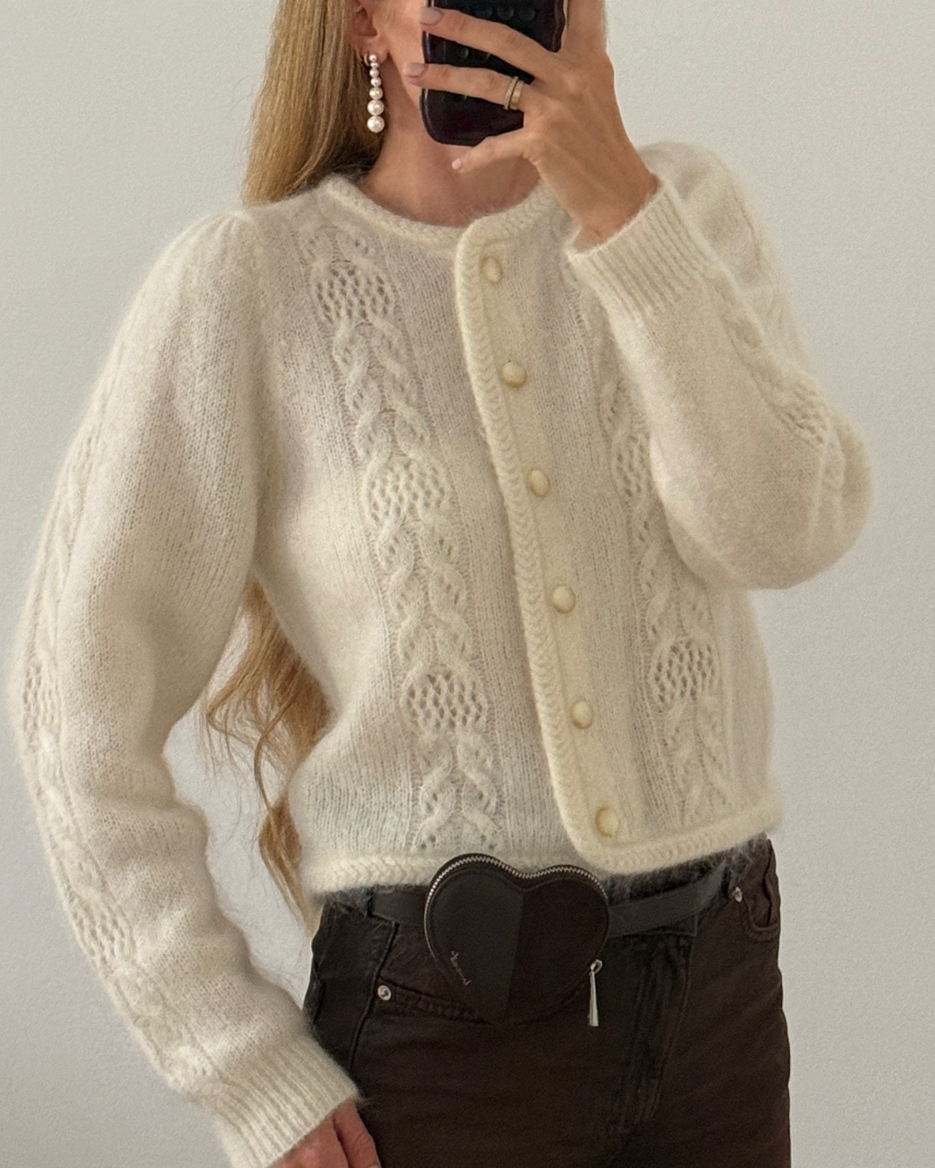 knit cardigan but make it wiesn appropriate • styling this cozy cream knit cardigan with a brown denim for a pre wiesn event #knit #knitcardigan #wiesn #dirndl #oktoberfest

#LTKeurope #LTKstyletip #LTKdeutschland
