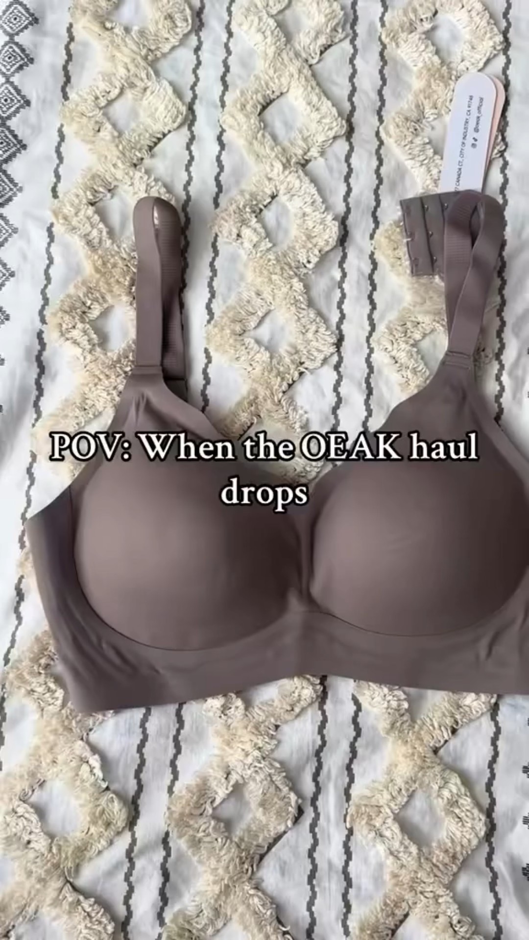 This price caught me off guard 👀
Comfortable, smoothing, everyday bras I actually reordered. Say SHOP 👇  ⏰ #oeak #oeakbras #fashion #comfort #seamless #wireless