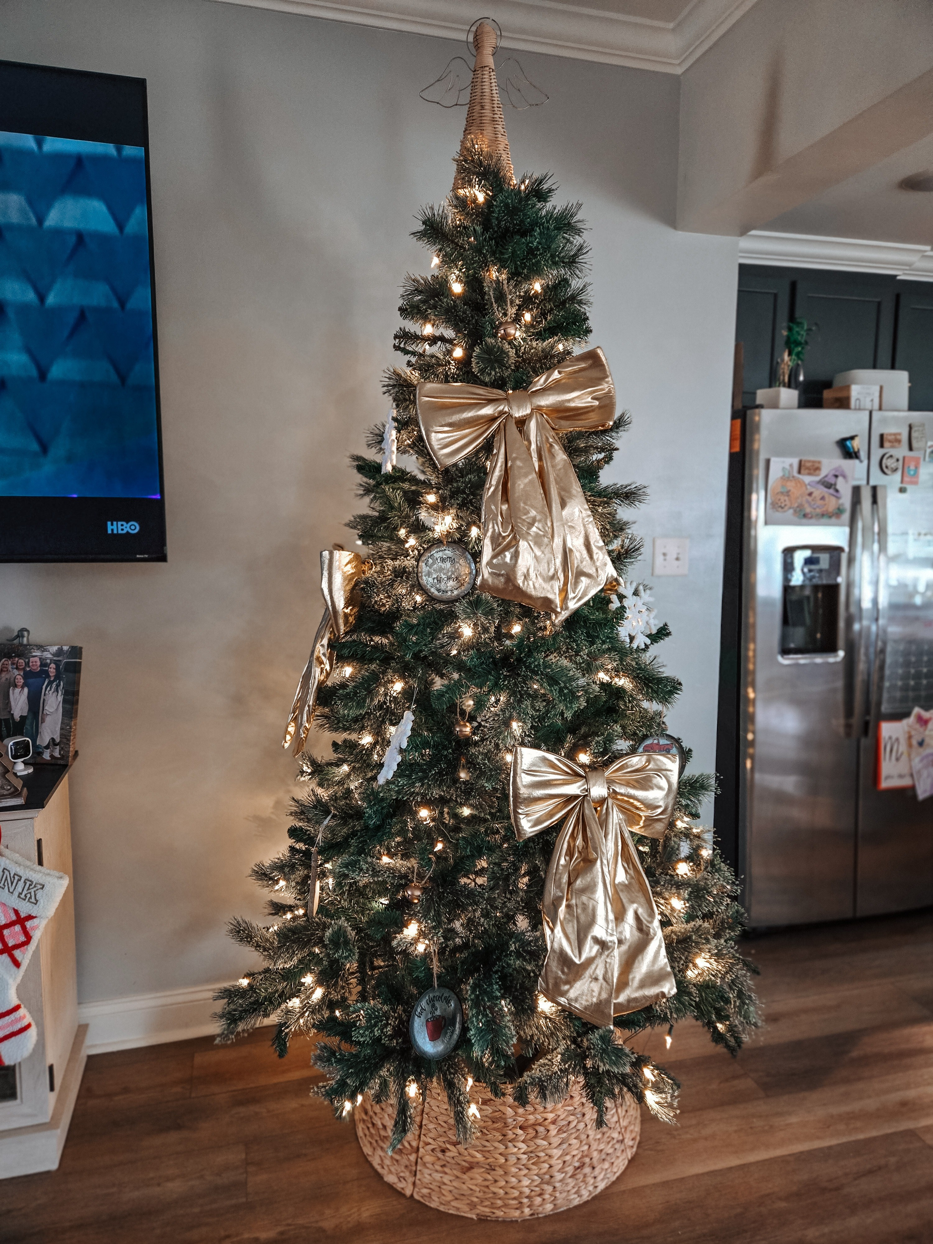 🎄✨️Obsessed with my tree this year!✨️🎄

#LTKHoliday #LTKSeasonal #LTKHome