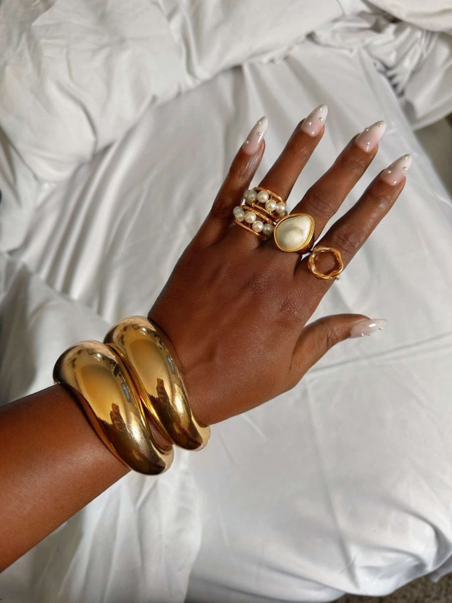 Let’s just say officially I’m a #pressonnail girlie! Currently loving this brand it’s durable, affordable and have the cutest designs.
#chillhousenails #holidaynails #naillove 

#LTKFindsUnder50 #LTKselfcare #LTKBeauty