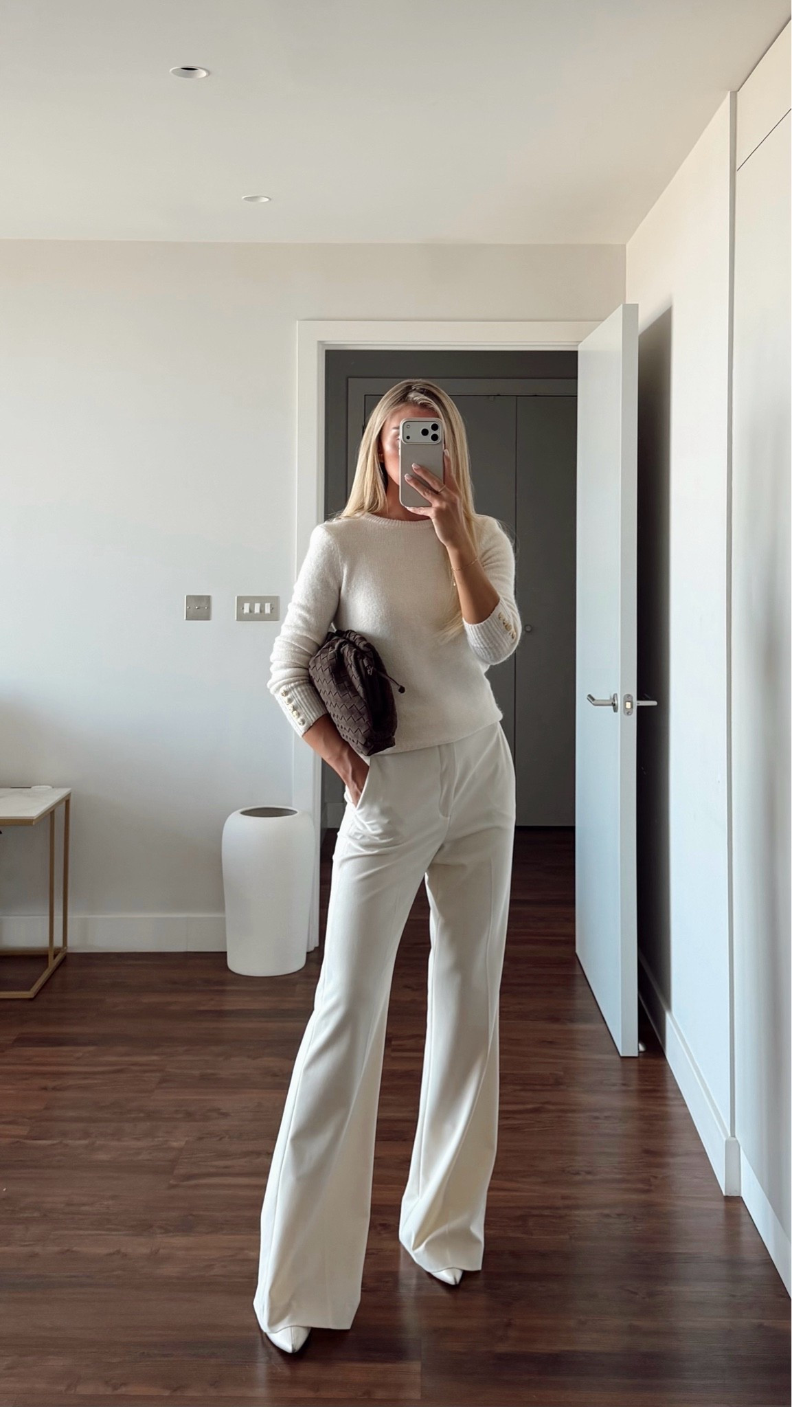 One of my favourite Quiet Luxury outfits for A/W. 🍂☕️

My exact jumper from @Holland Cooper is OOS, however I love this brand for their elevated knitwear, tailoring & coats! 

| Elevated Basics | Wardrobe Essentials | Neutral Outfit | Tonal Outfits | Cream Outfit | Tailoring | Tailored Trousers | Wide Leg Trousers | Knitwear | Capsule Wardrobe | Autumn Outfits UK | What To Wear | How To Look Expensive | White Knitted Jumper | Wool Jumper | Brown Bag | Brown Weave Clutch Bag | Effortlessly Chic | Chic Style | Quiet Luxury Outfit Ideas | Old Money Outfits | Old Money Style | Minimalist Style | Autumn Outfit Ideas |
