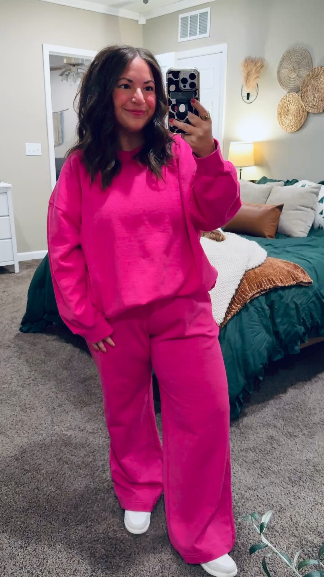 I was on the hunt for a bright pink matching set for spring 🌸 because effortless outfits + fun color = a win.

sneakers: sold out, but linking similar options below!
pants: fit true to size // wearing a large
crewneck: fits oversized // wearing an XL 

 

#LTKValentine #LTKSeasonal #LTKMidsize