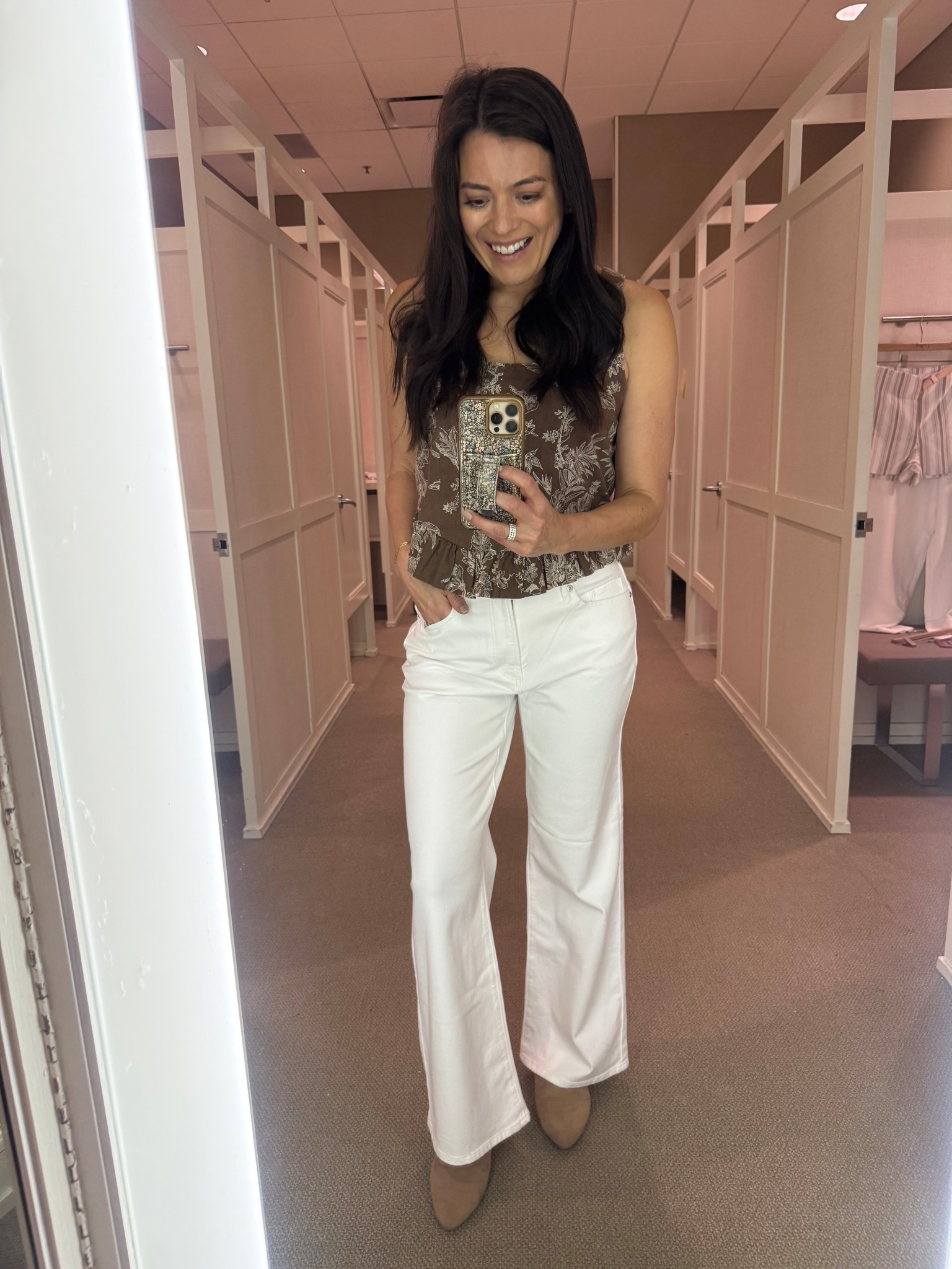 Perfect white pants for spring! TTS. 40% off now at Loft

#LTKMothersDay #LTKootd