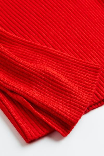 Oversized Pullover mit Turtleneck | H&M (DE, AT, CH, NL, FI)