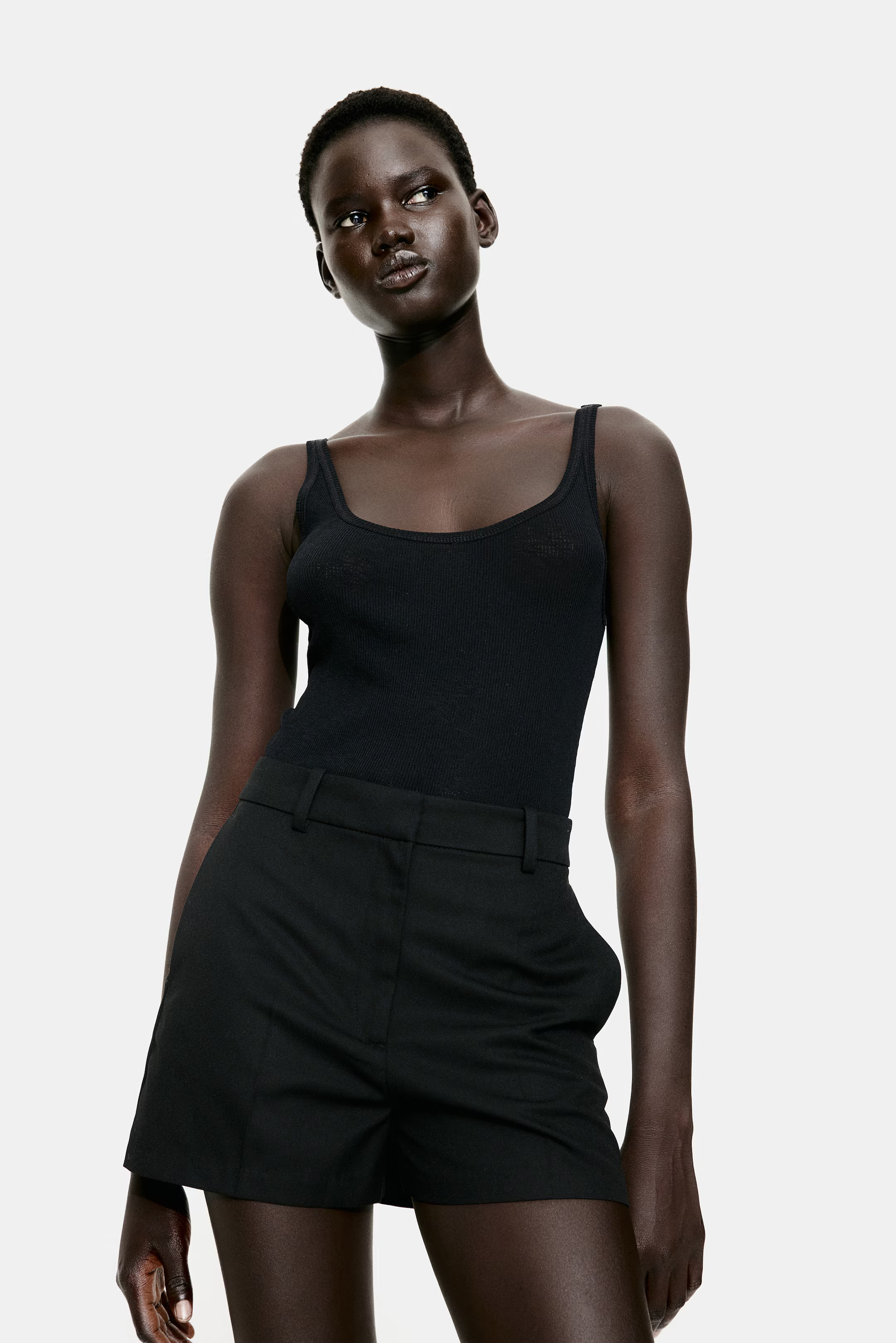 Dress Shorts - High waist - Short - Dark khaki green - Ladies | H&M US | H&M (US + CA)