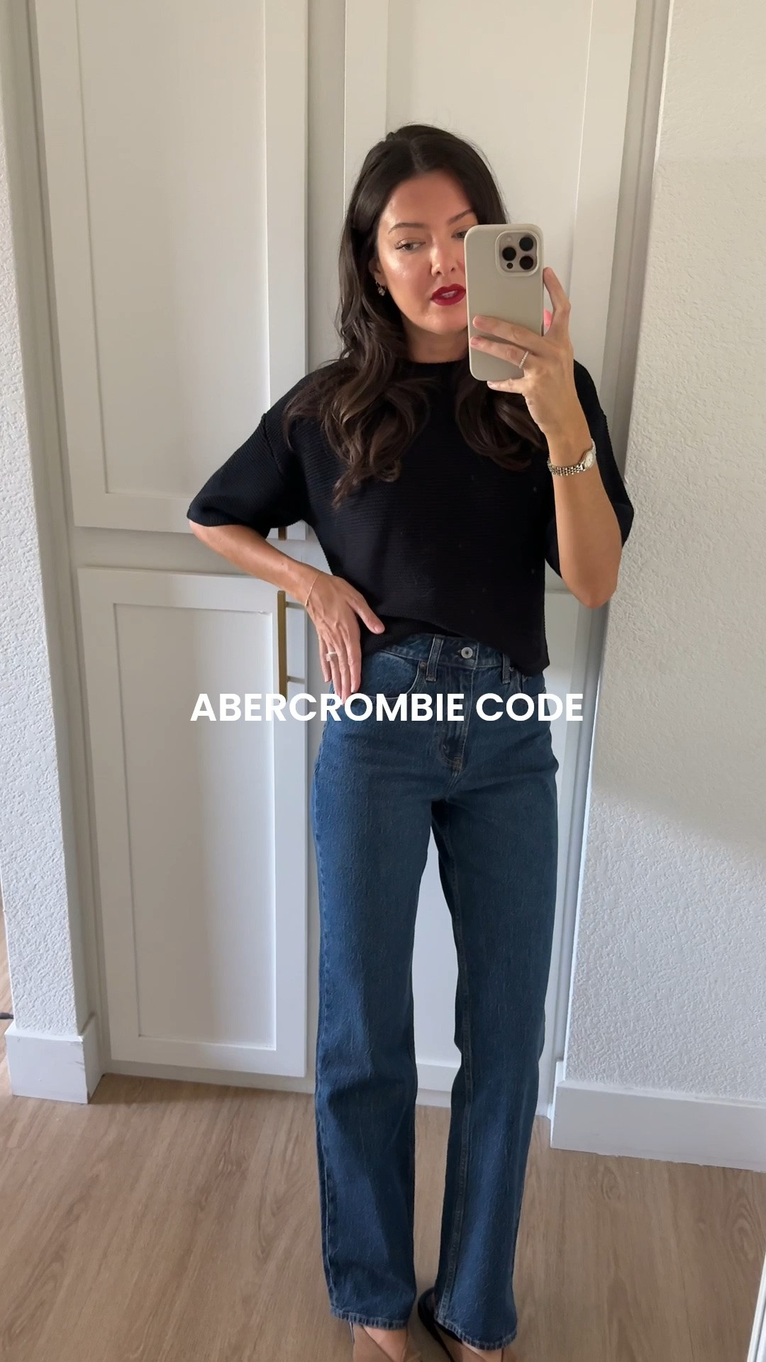 Huge Abercrombie sale is live and code AFCASSIE stacks for an extra 15% off! 

I am 5’7” wearing my true size 25 Curve Love in these jeans and XS in the top.

#LTKSaleAlert