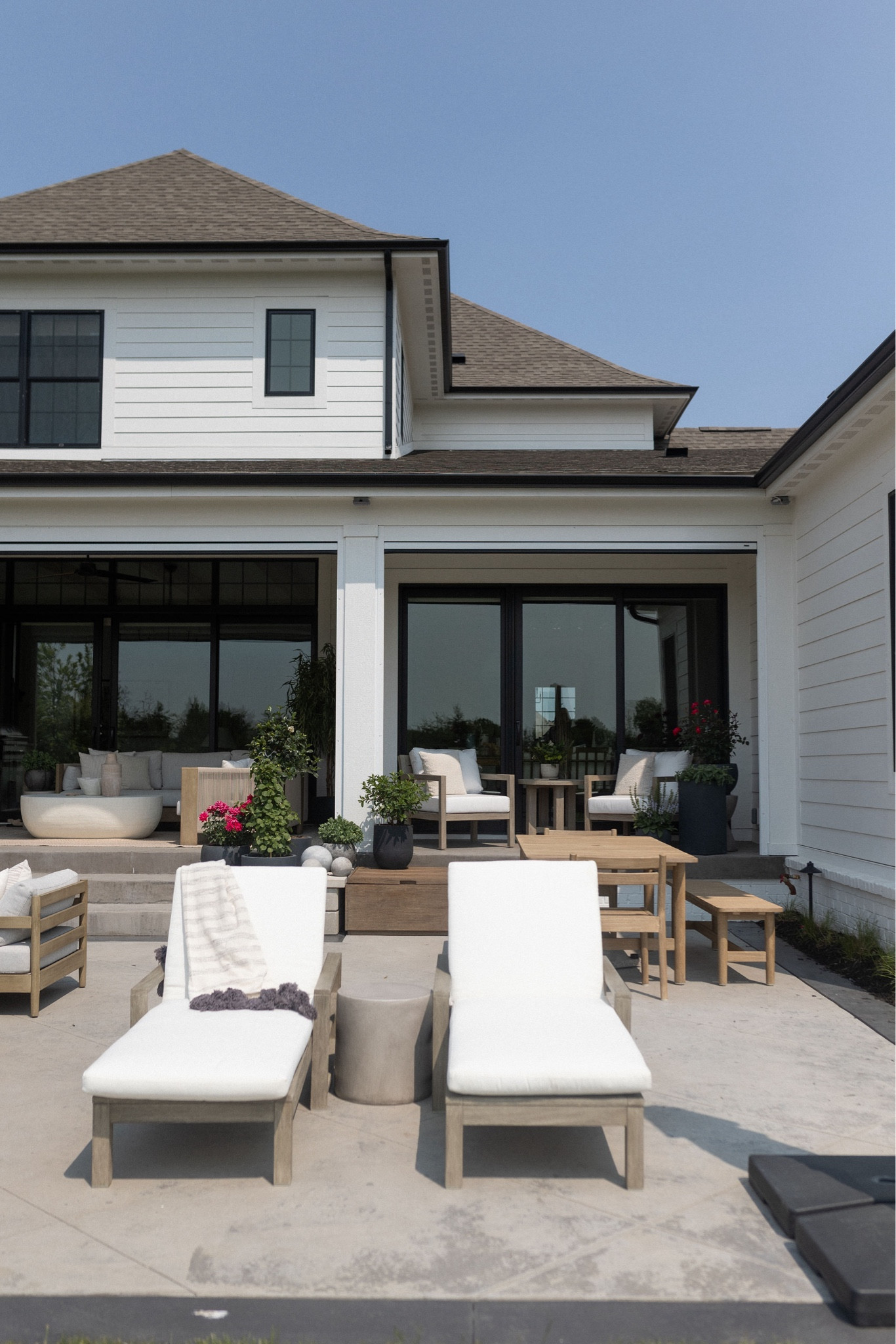 It’s finally Patio Season ☀️ Our full set up including West Elm furniture and all of the accessories! #kathleenpost #patiofurniture #westelm #backyard 



#LTKHome #LTKSeasonal