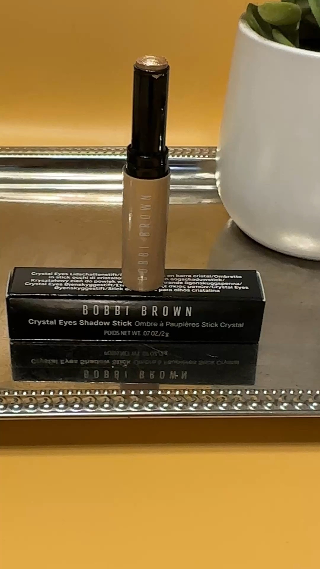 ✨ Glow on the go. ✨
Obsessed with the Bobbi Brown Long-Wear Cream Shadow Stick in Moonstone. It’s the perfect multidimensional shimmer that swipes on in seconds and stays put all day. No brushes, no fallout—just pure crystal magic. 💎
Why I’m loving it:
• 8-hour wear (waterproof & crease-proof!)
• High-shine finish
• Perfect for a quick inner-corner pop or a full lid moment
Have you tried these shadow sticks yet? Let me know your favorite shade below! 👇
#BobbiBrown #CreamShadowStick #GlowyMakeup #BeautyMustHaves #EasyMakeup #ShimmerEyeshadow

#LTKOver40 #LTKselfcare #LTKBeauty