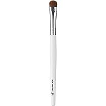e.l.f. Eyeshadow Brush, Vegan Makeup Tool, For Precision Application and Flawless Blending, Conto... | Amazon (US)