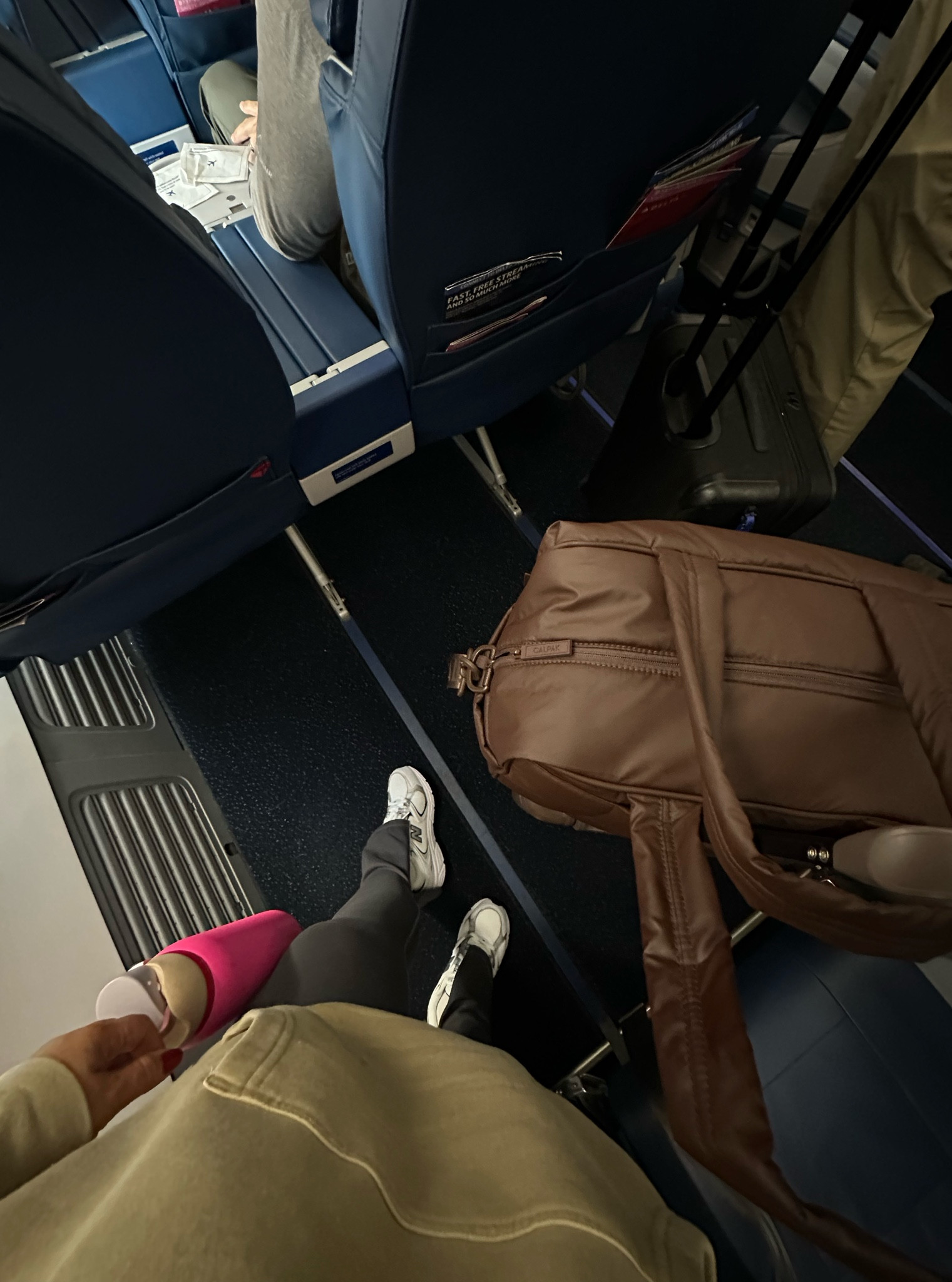 Travel day 🧳 shoes Are gifted from dsw

#LTKShoeCrush #LTKItBag #LTKTravel