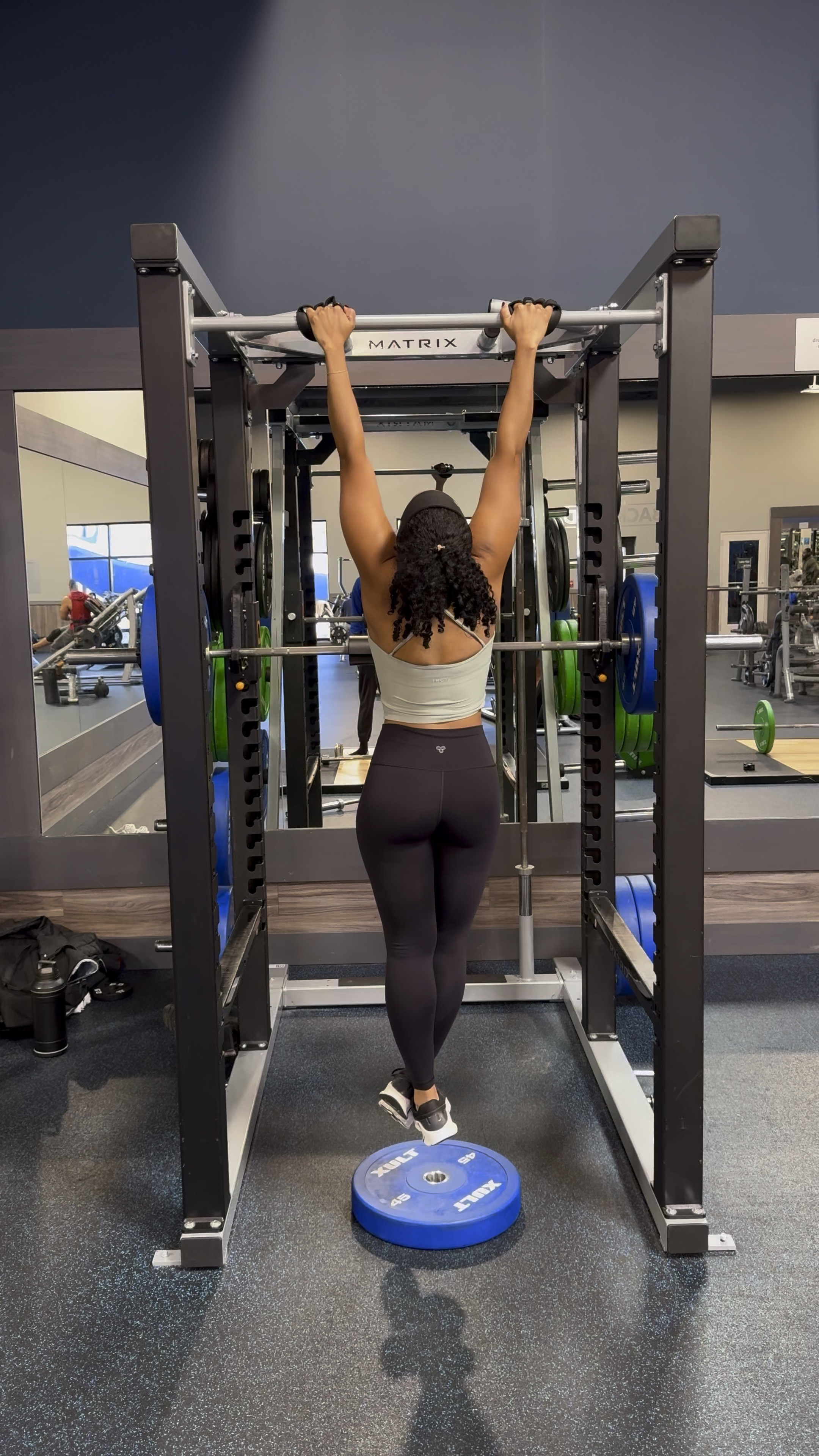 Back in the gym with one of my fave Amazon gym tops 

#LTKActive #LTKFitness