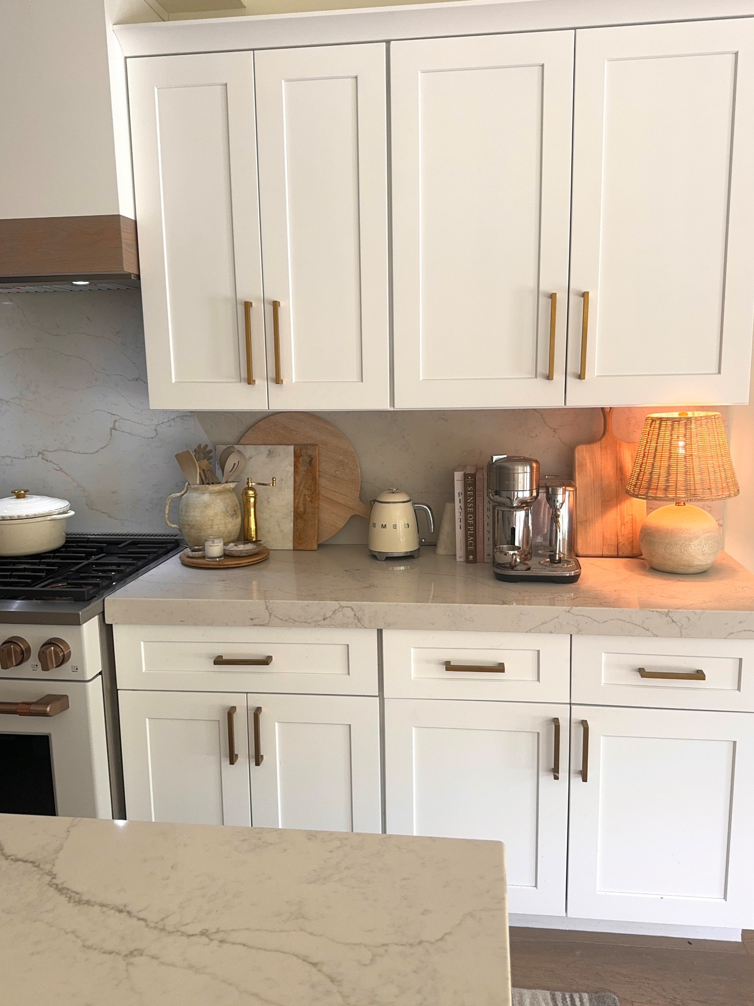 Kitchen decor 🤍 


Amazon kitchen finds, organic kitchen finds, vintage kitchen finds, vintage lamp 

#LTKFindsUnder100 #LTKFindsUnder50 #LTKHome