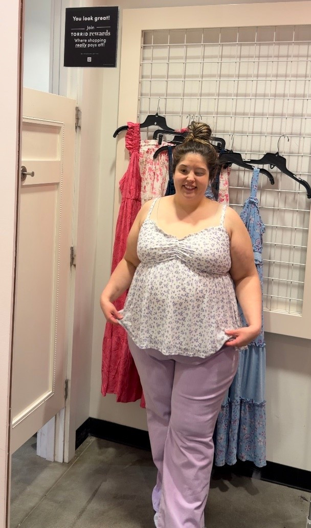 These lavender jeans are everything 💜 wearing size 20 regular in jeans but definitely could’ve done the short 

#LTKPlusSize #LTKSaleAlert #LTKMidsize