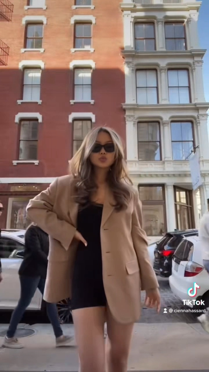 EVERLANE
“The ’80s Blazer"

#LTKstyletip #LTKfit #LTKworkwear