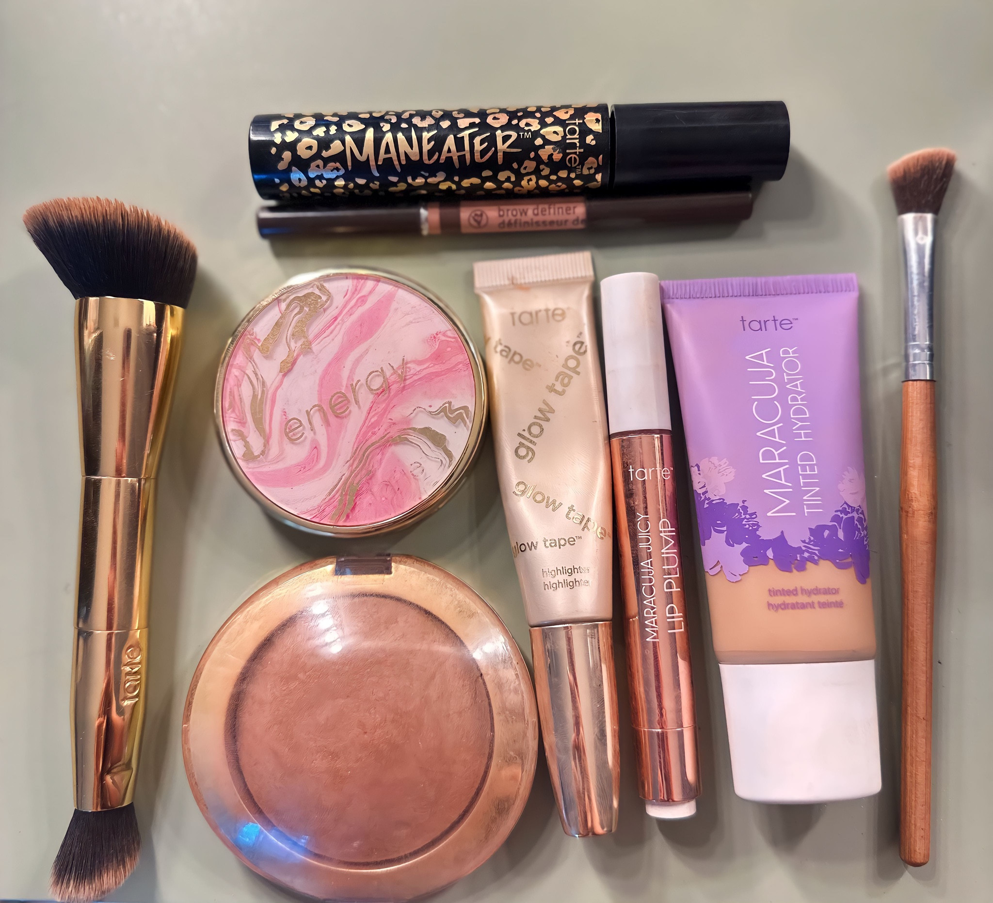 7 products to fake a full face
Plus my fave makeup brush

#LTKstyletip #LTKfindsunder50 #LTKbeauty