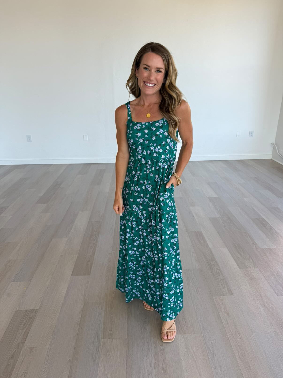 Summer maxi dress

 Beach dress summer dress summer outfit Amazon fashion

#LTKgrwm #LTKootd #LTKmomlife