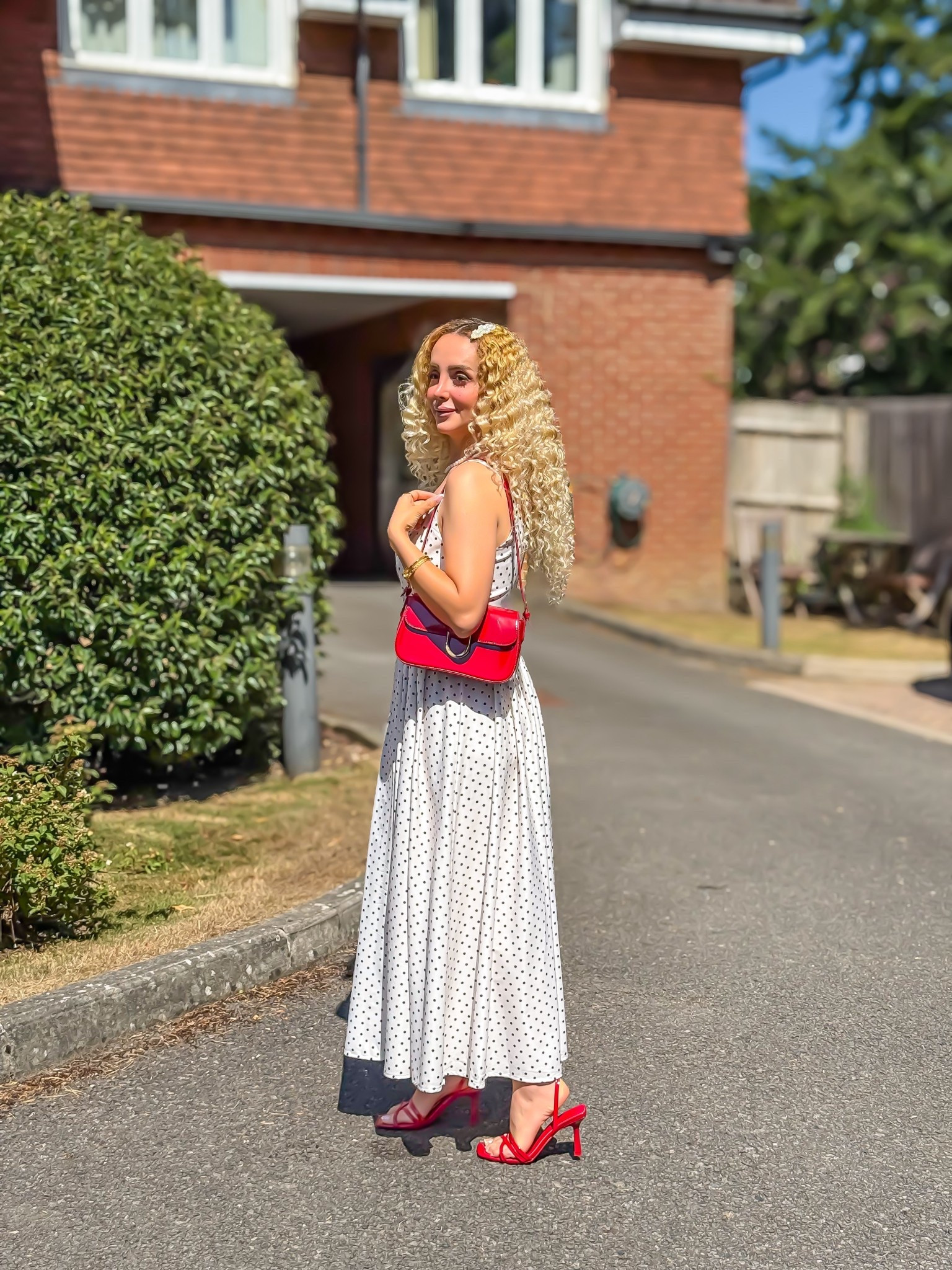 Affordable & stunning Polka dot dress 

#LTKuk #LTKeurope #LTKsummer