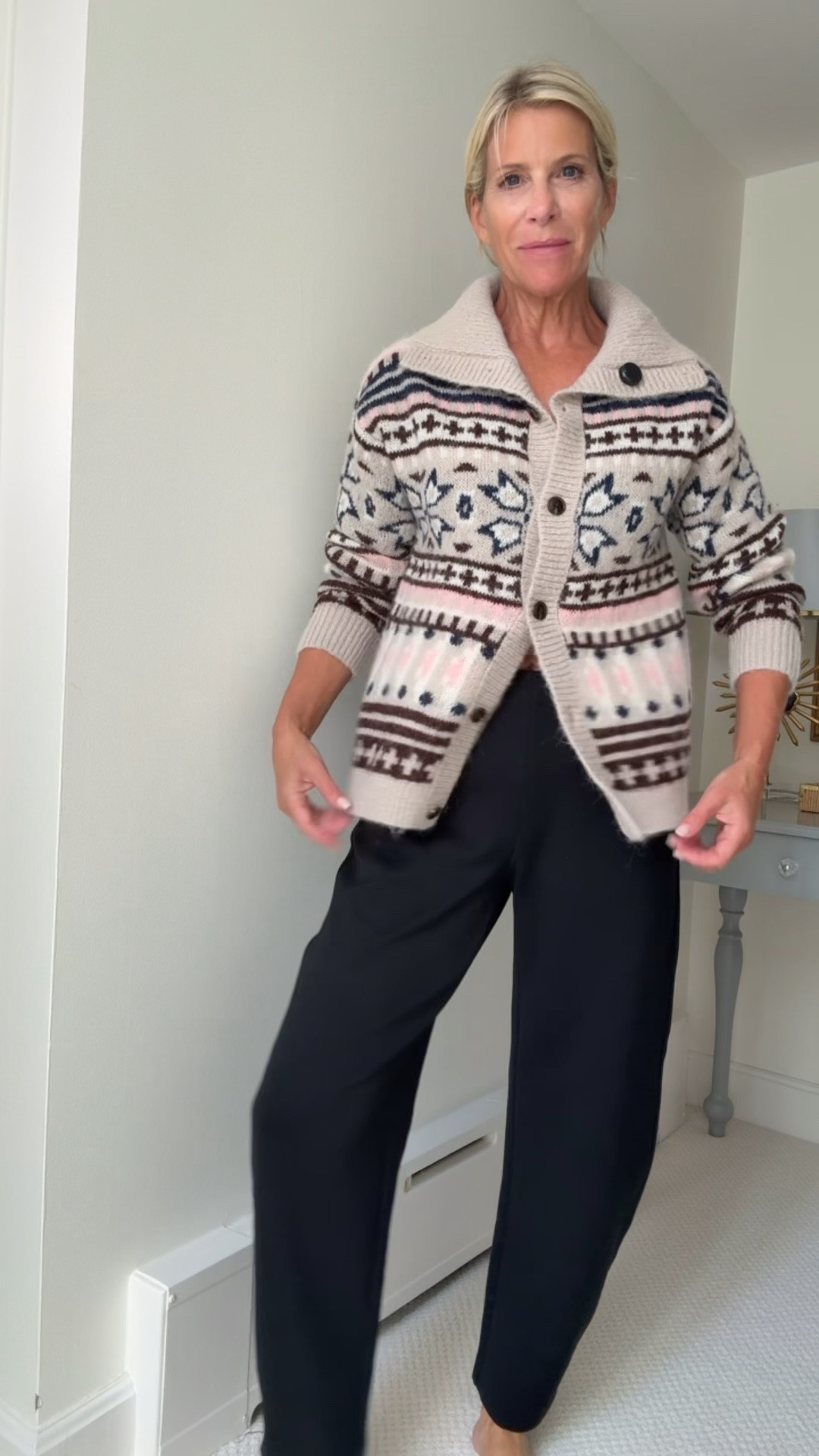 You know when you put on a sweater and immediately start thinking about all the ways you’re going to wear it? This is THAT sweater for me — and paired with my new favorite sweatpants, I may never take this outfit off.